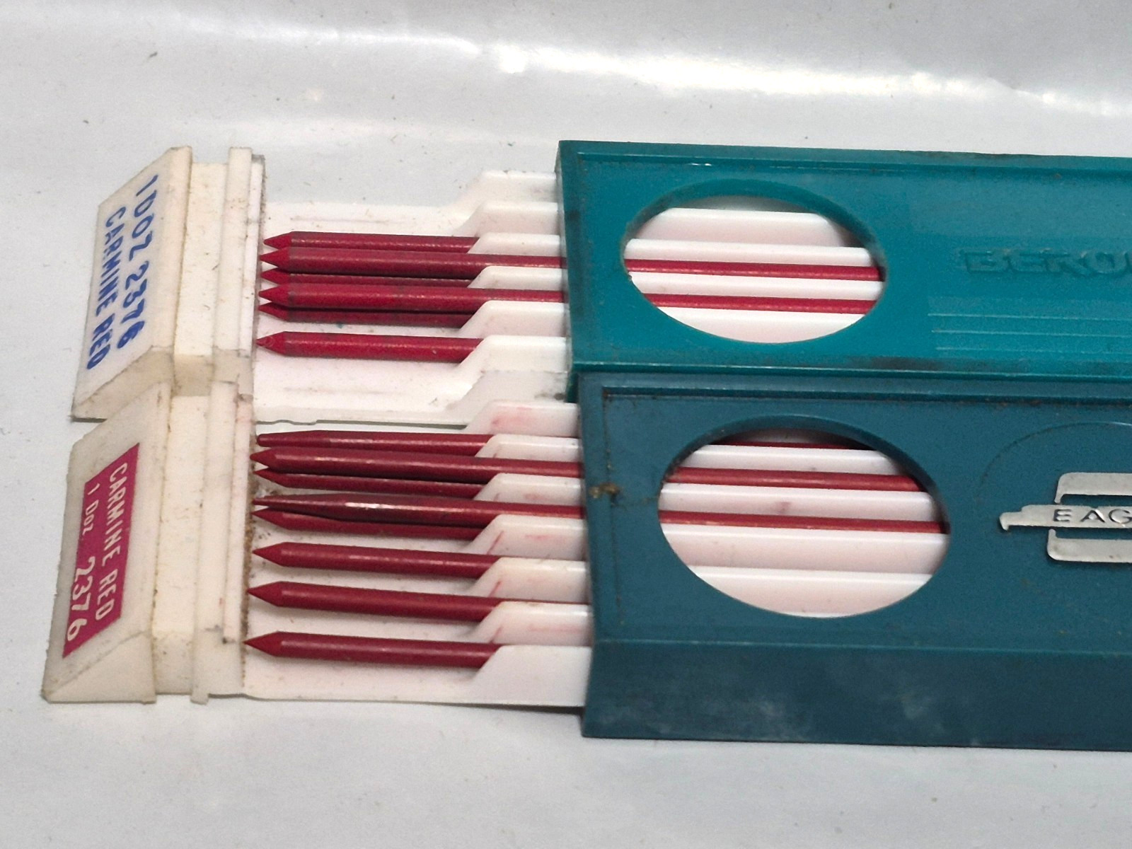 Vintage Turquoise Eagle Drawing Leads Various Carmine Red,HB,2H, H, F