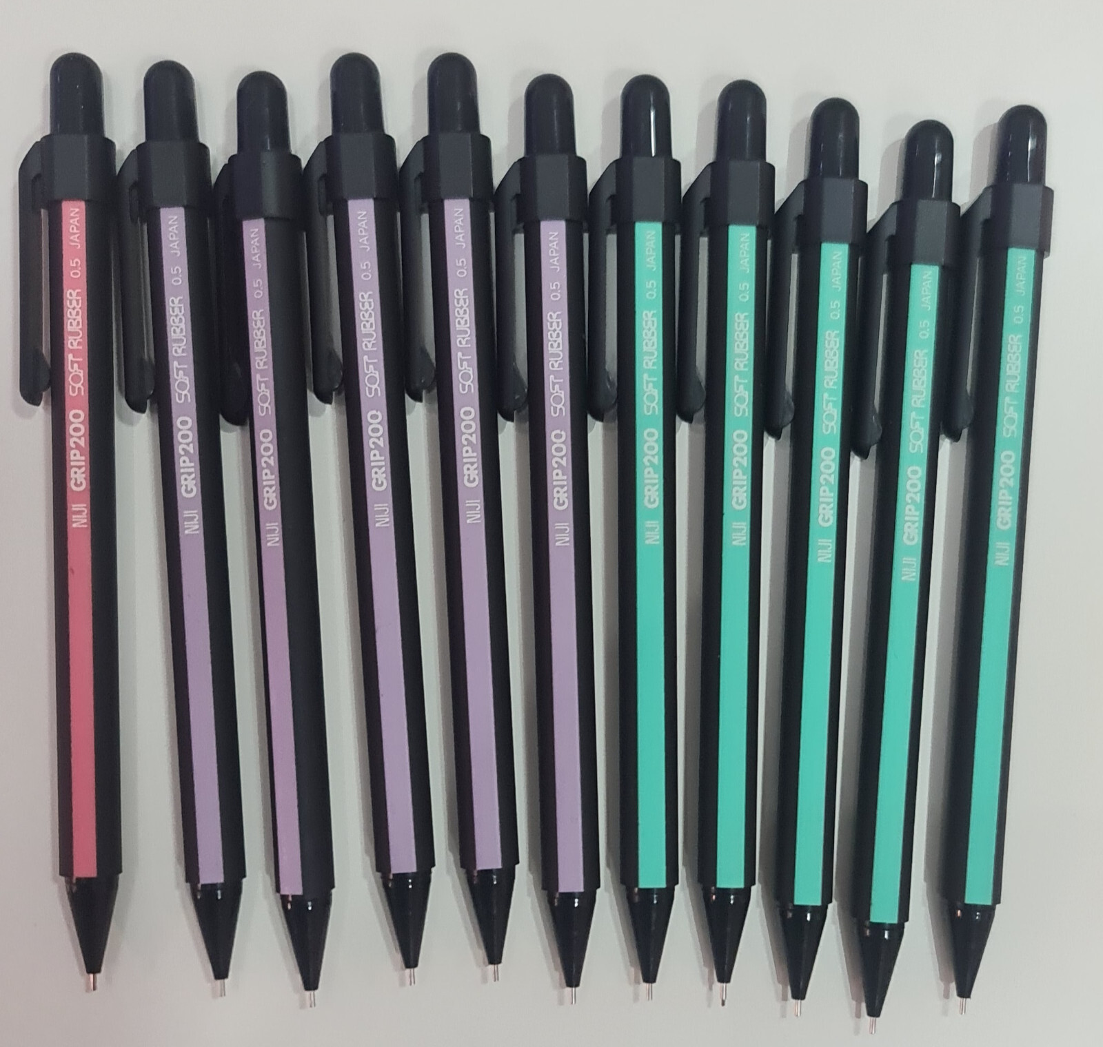 Lot of 11 NIJI Grip 200 mechanical pencils (purple/light blue/pink) 0.5 Japan