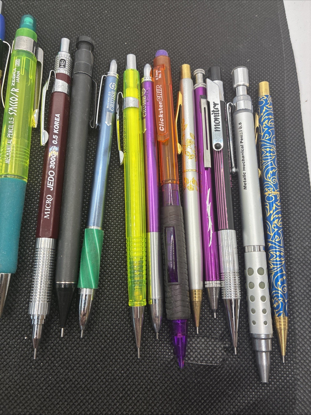 20 Mechanical Pencils Vintage Used Lot #102 LOCAAA