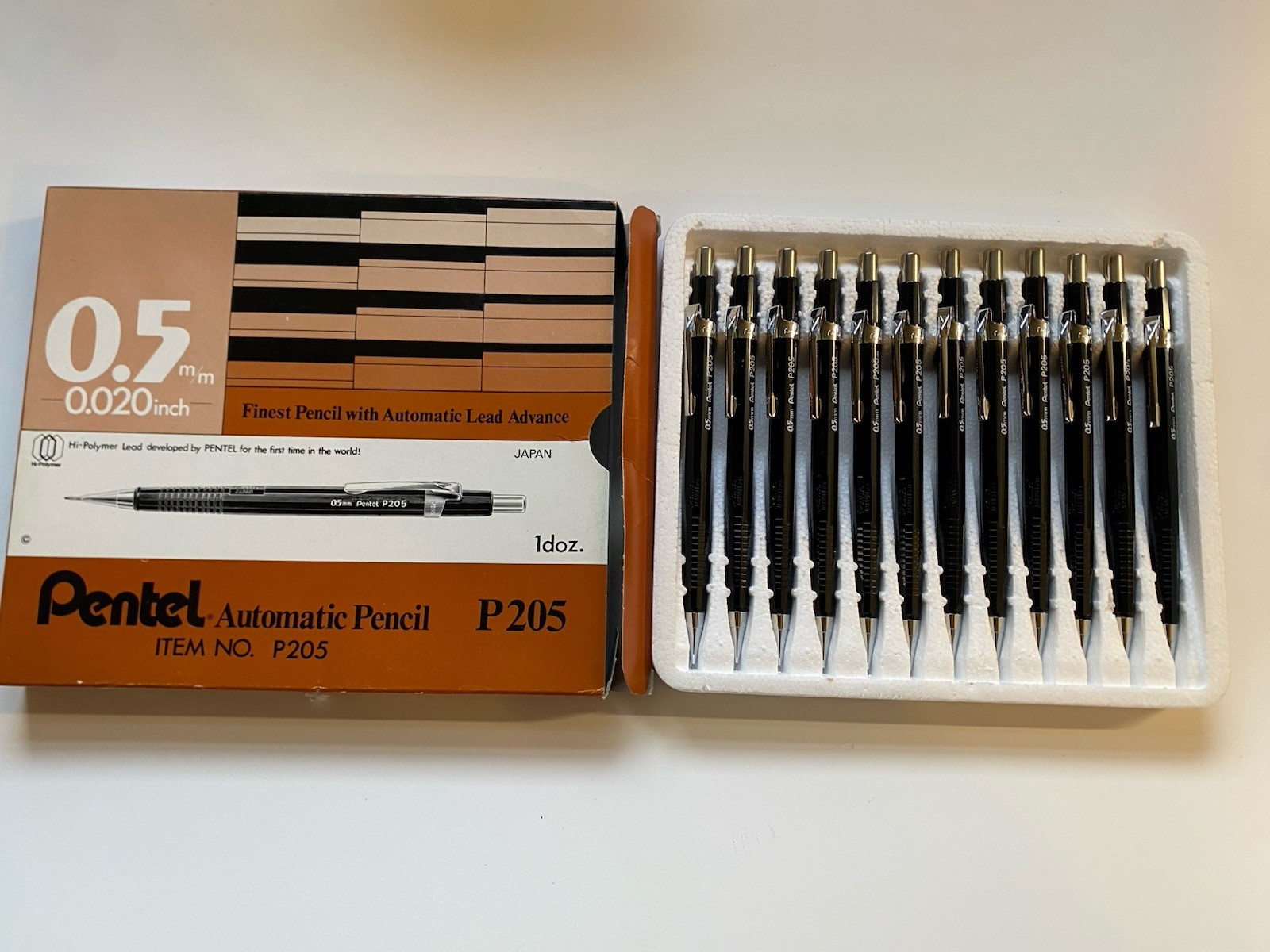 NOS Vintage Pentel Automatic Pencils 12-Pack P205 Black