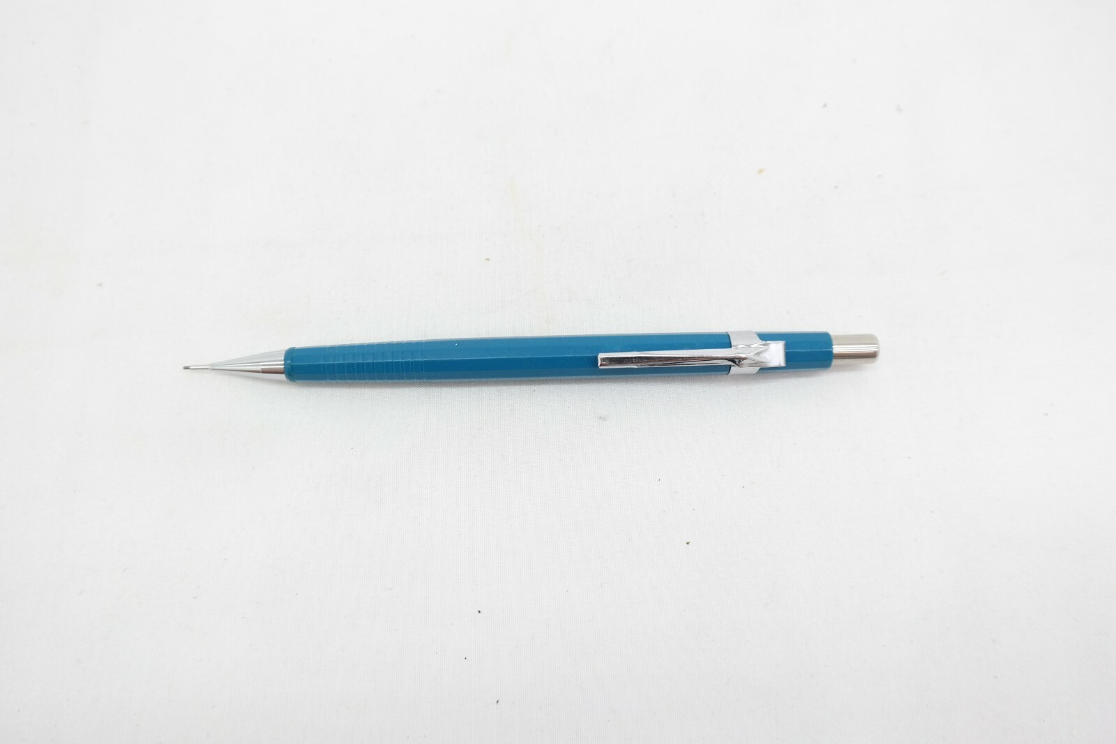 Pentel P207 Blue & Chrome 0.7mm Mechanical Pencil T5