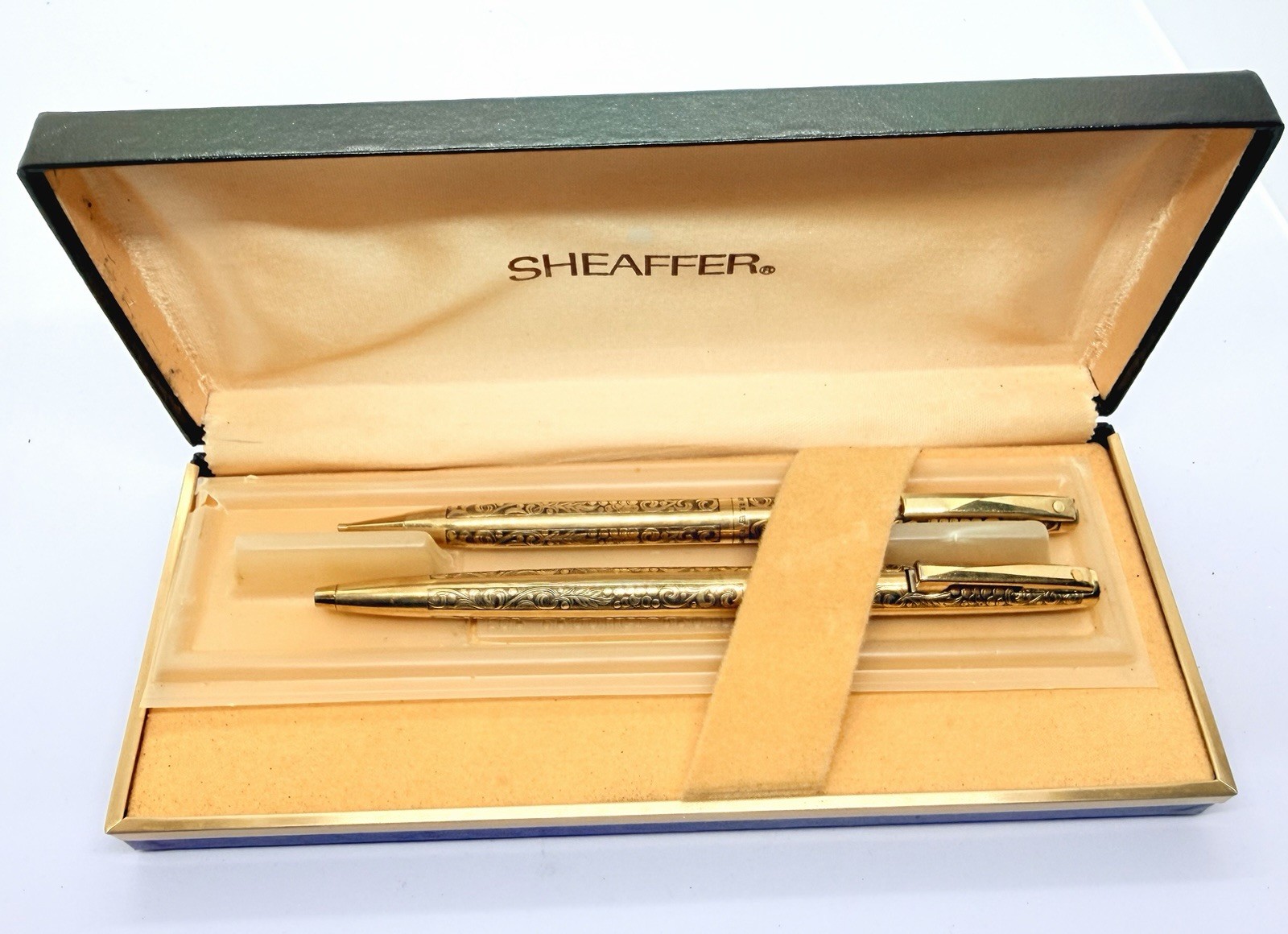 sheaffer Grapes Gold Plated mechanical pencil Continues Twist & Ballpoint Pen