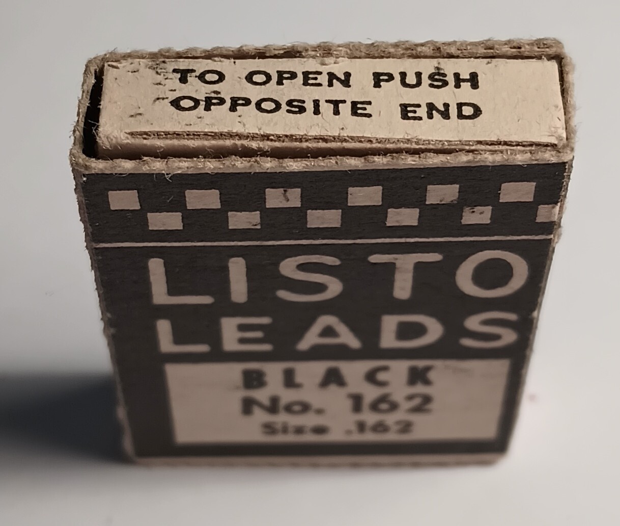 Vintage Listo Leads Black No. 162 Extra Metal Sleeve 5 Marking Leads Complete