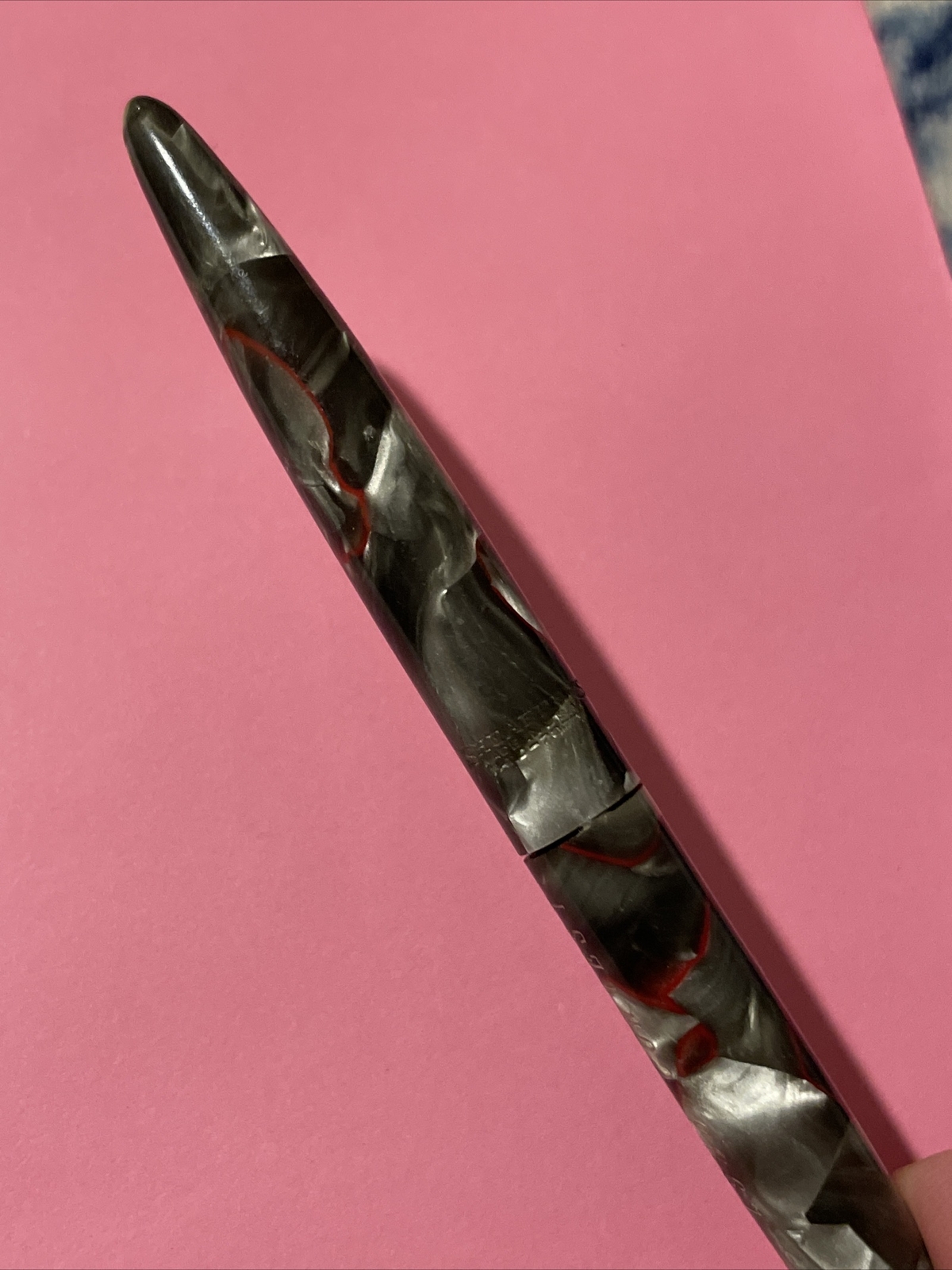 GORGEOUS SHEAFFER BALANCE PENCIL, RED VEINED GRAY PEARL 1933 Universal Winner