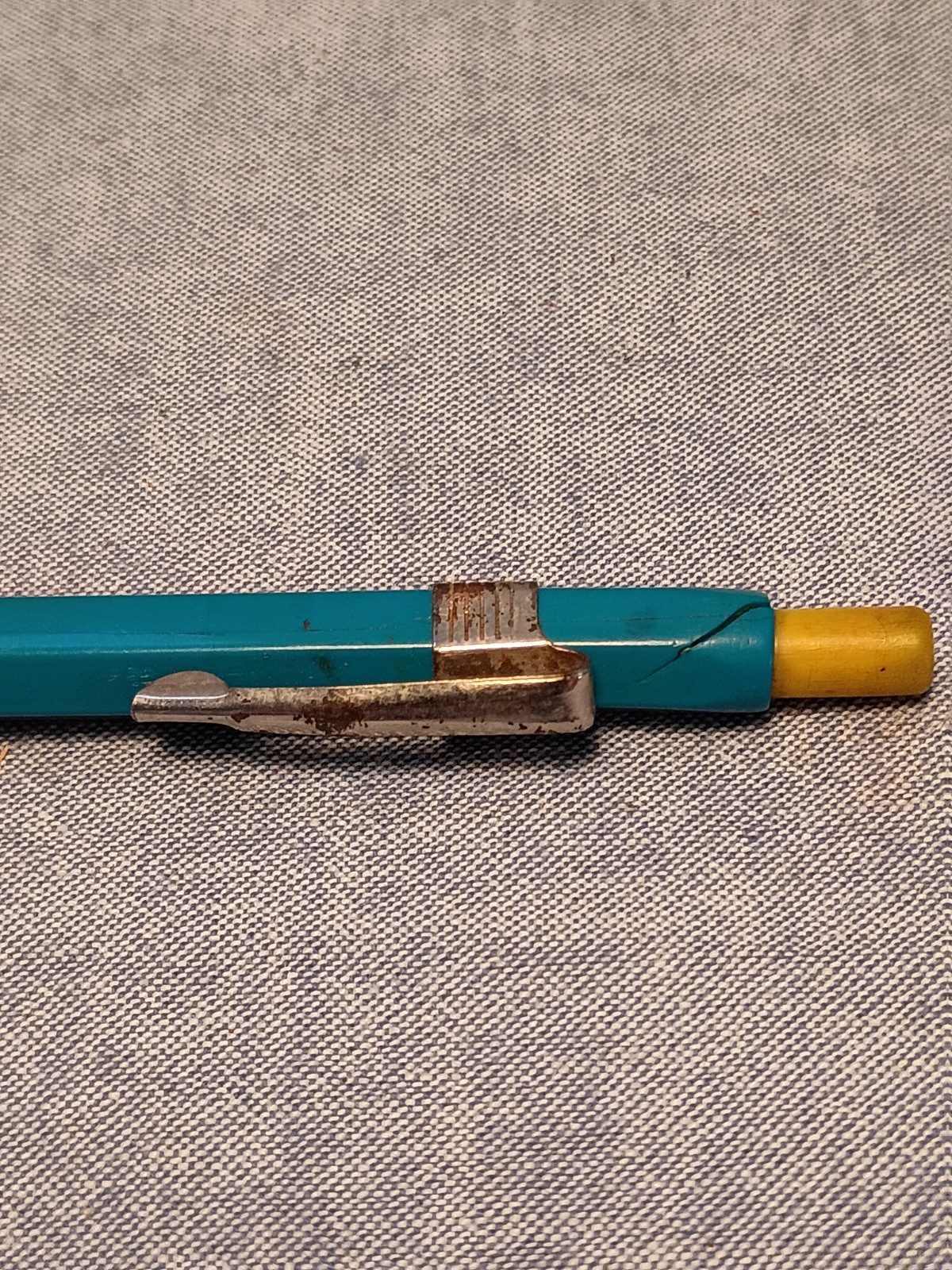Vintage Eagle Turquoise 10 Mechanical Pencil made in England.-used-