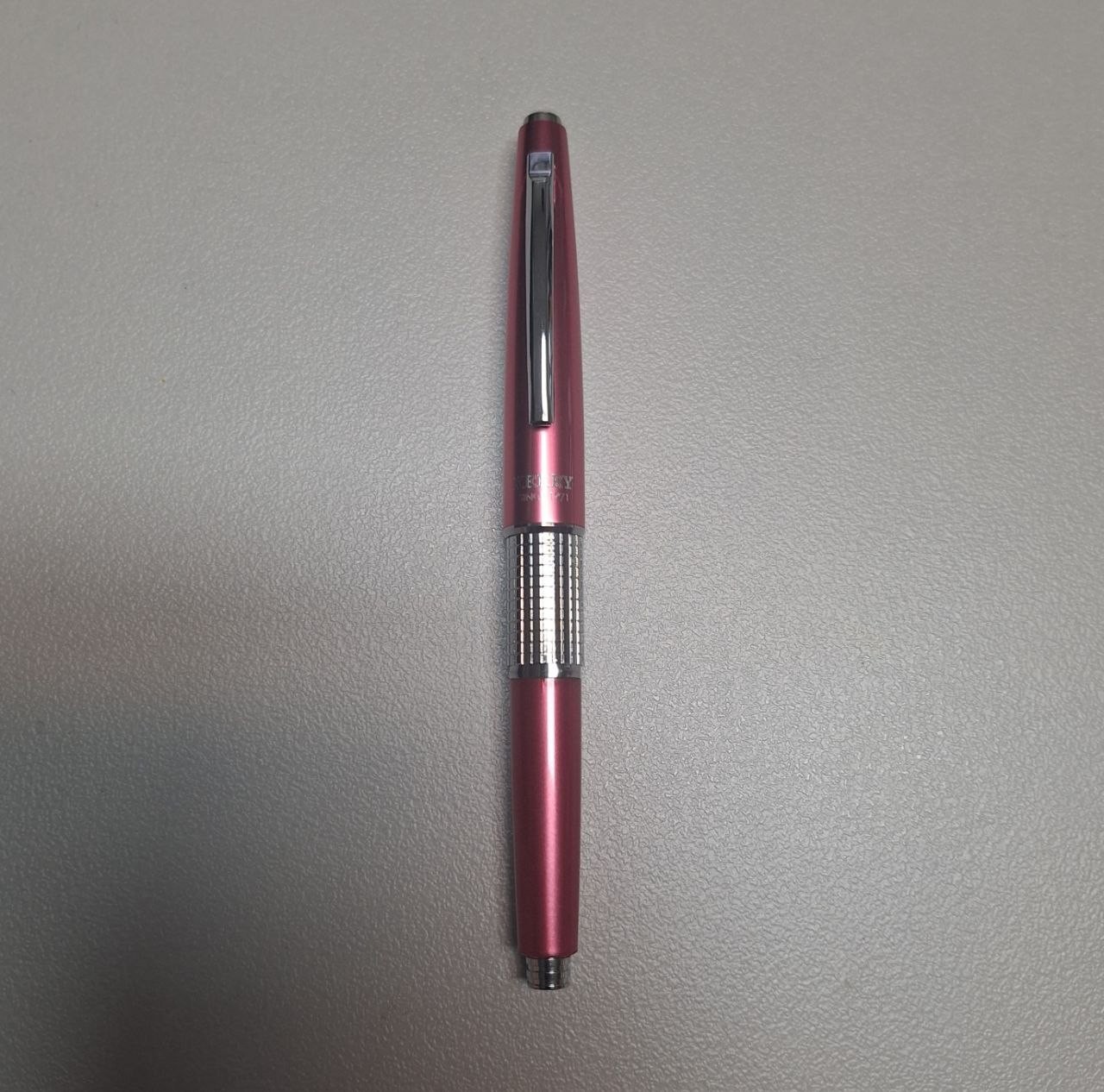 Pentel CIL Kerry Pink Limited Edition Drafting Mechanical Pencil P1035-PKS 0.5mm