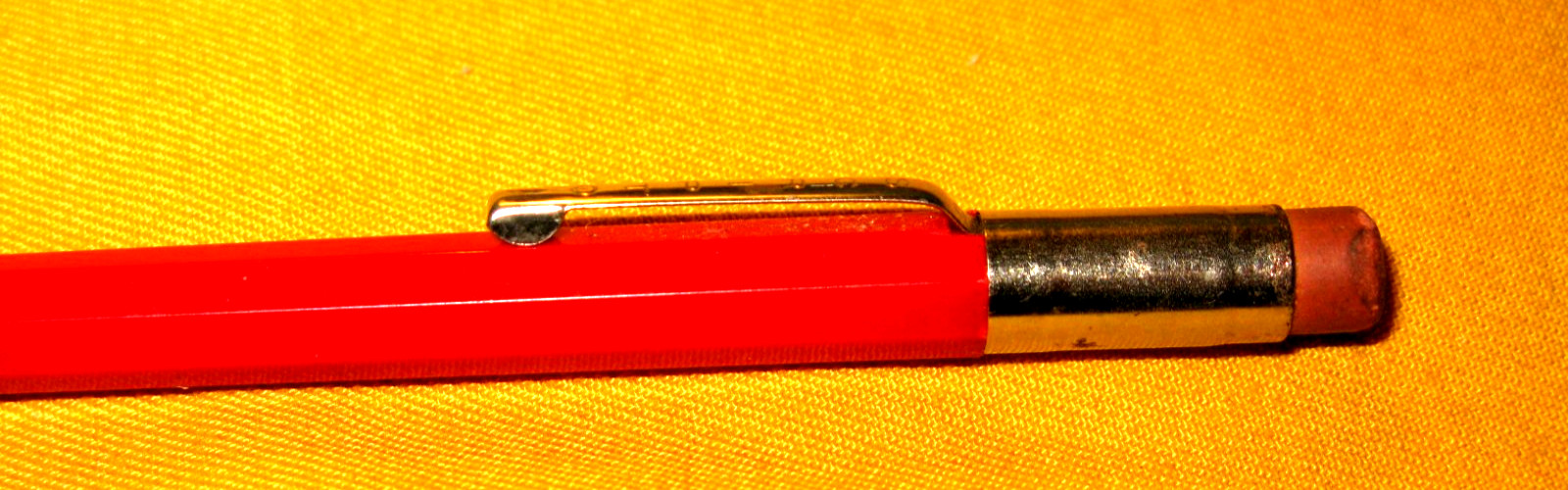 VTG. NEW NEVER USED ALL RED SCRIPTO MECHANICAL PENCIL W/EXTRA LEAD
