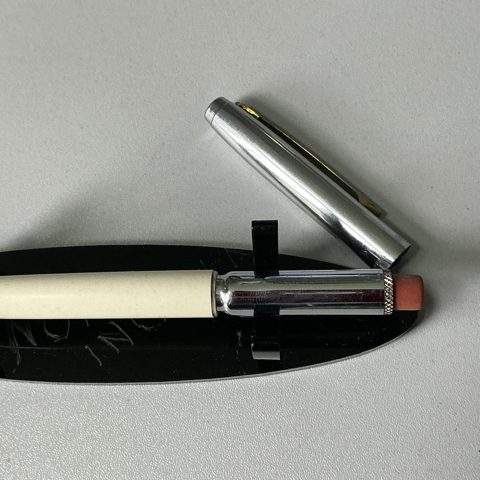 VTG Eversharp-Parker 1960’s Big E Mechanical Pencil White w/Chrome Trim – Y45