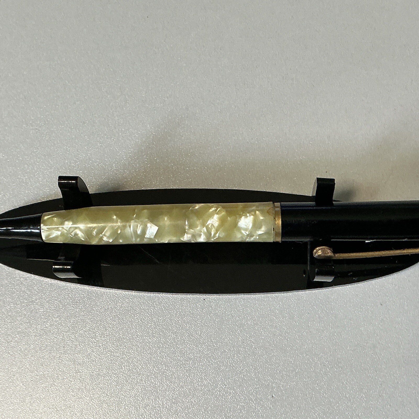Vintage Mechanical Pencil – Crème Marbling And Black – B138