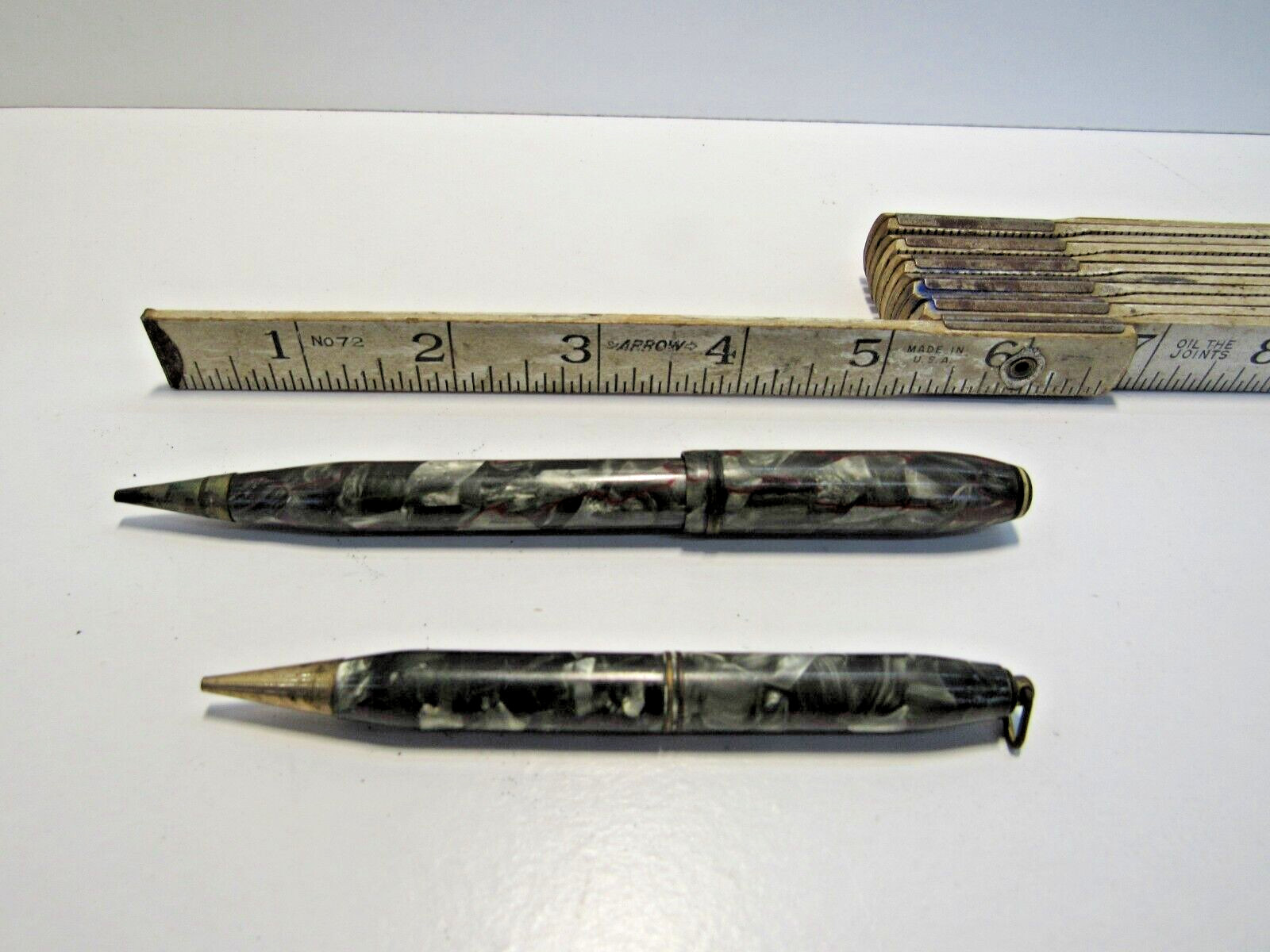 Vintage Wearever Pen and Mechanical Pencil Set Multicolor Celluloid As Is -A9