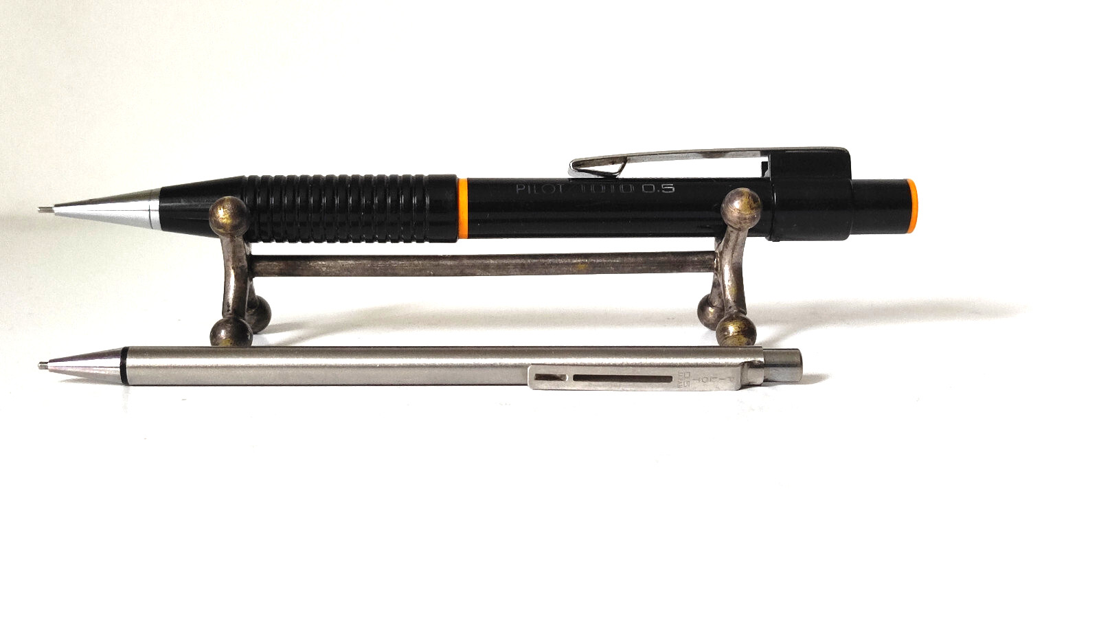PILOT 0.5mm Set of 2,JAPAN Plastic&Thiny(5.5 mm) Metal Mechanical Pencils,1970’s