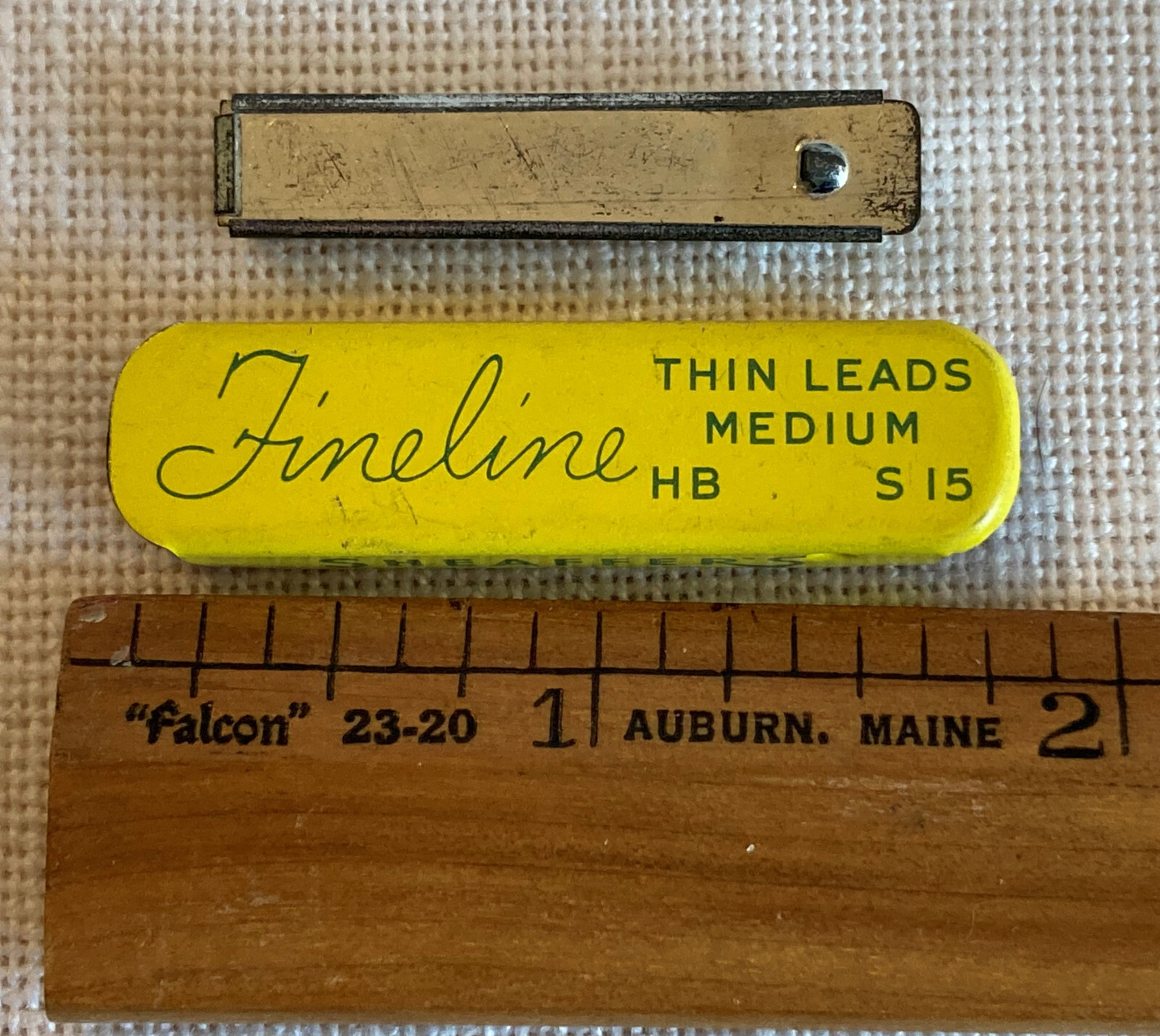 VINTAGE SCHEAFFER FINELINE PENCIL LEADS IN TIN