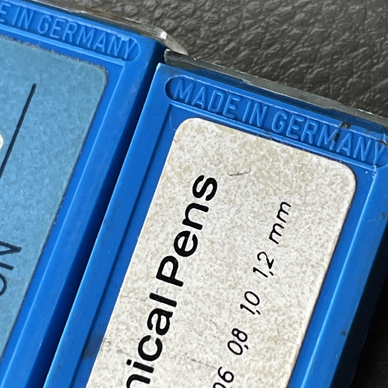 2 Staedtler Mars Lumochrom Blue & Green 24 Leads 204 / 1916 for Technical Pens