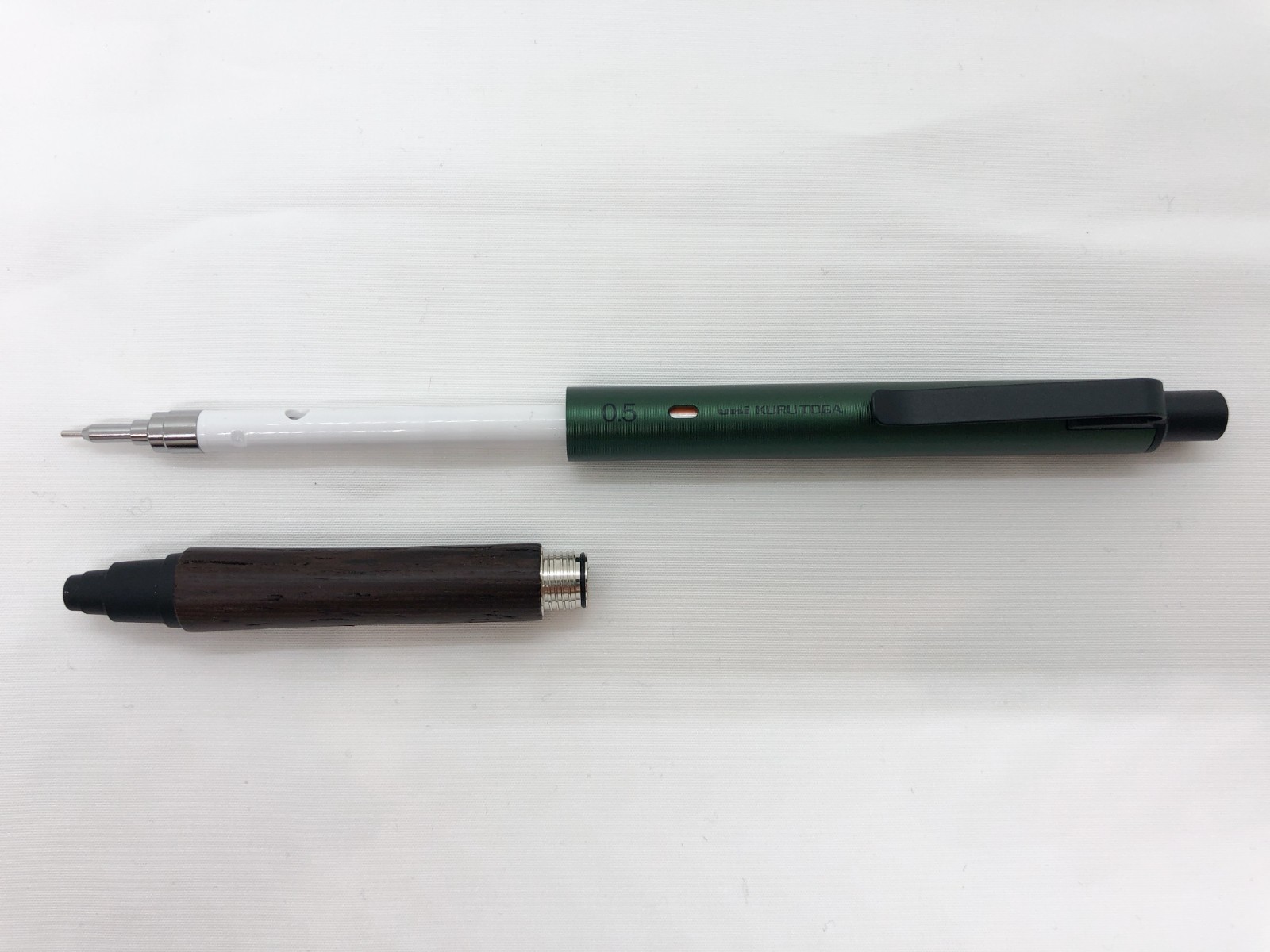 Mitsubishi Pencil uni Kuru Toga Wood Mechanical Pencil – Forest Green (0.5mm)