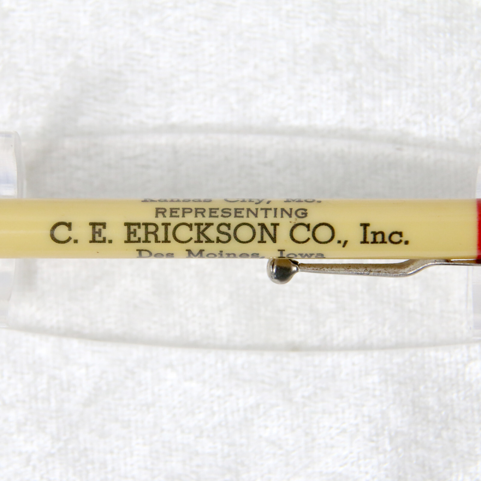 VTG 1930’s White & Red Celluloid Des Moines Iowa Advertising Mechanical Pencil