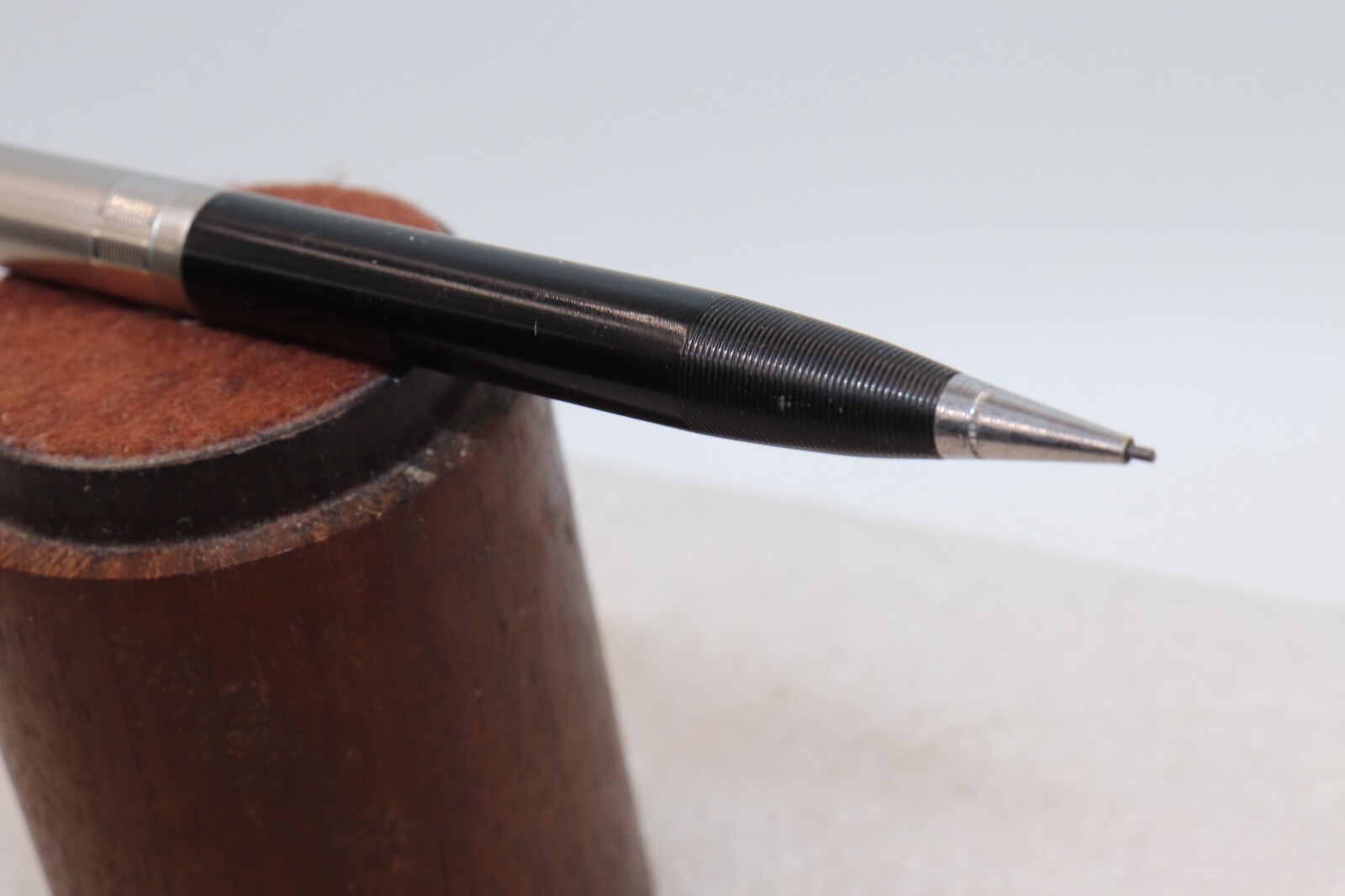 1937-1941 PARKER Stacked Coin Cap Mechanical Pencil Clear Cap Jewel