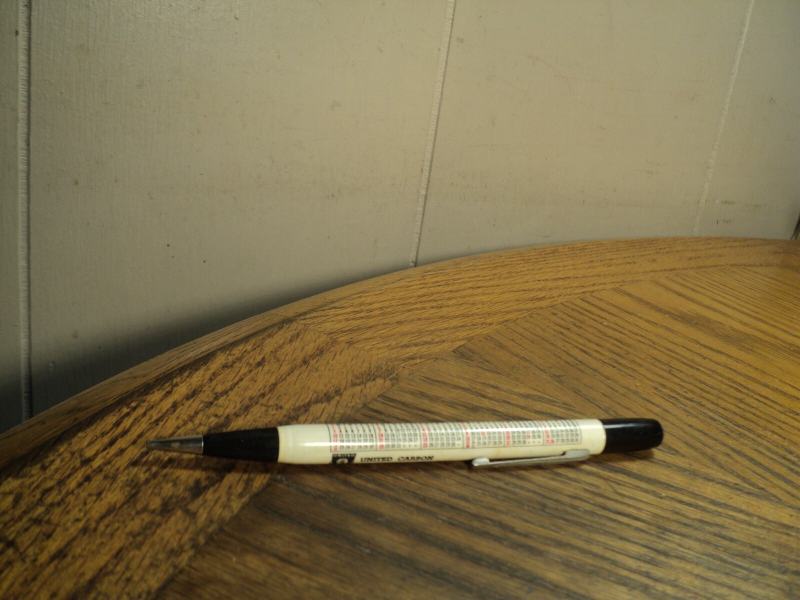 Vintage Autopoint Mechanical Pencil United Carbon 5-9/16″ Long 1966 Calendar