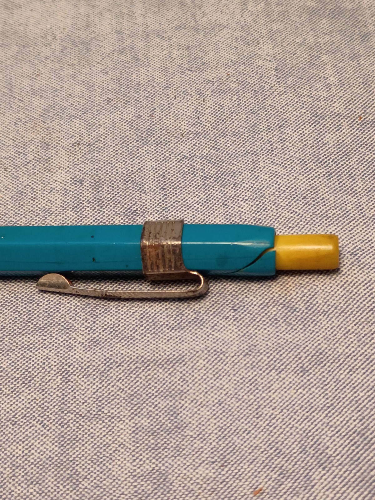 Vintage Eagle Turquoise 10 Mechanical Pencil made in England.-used-