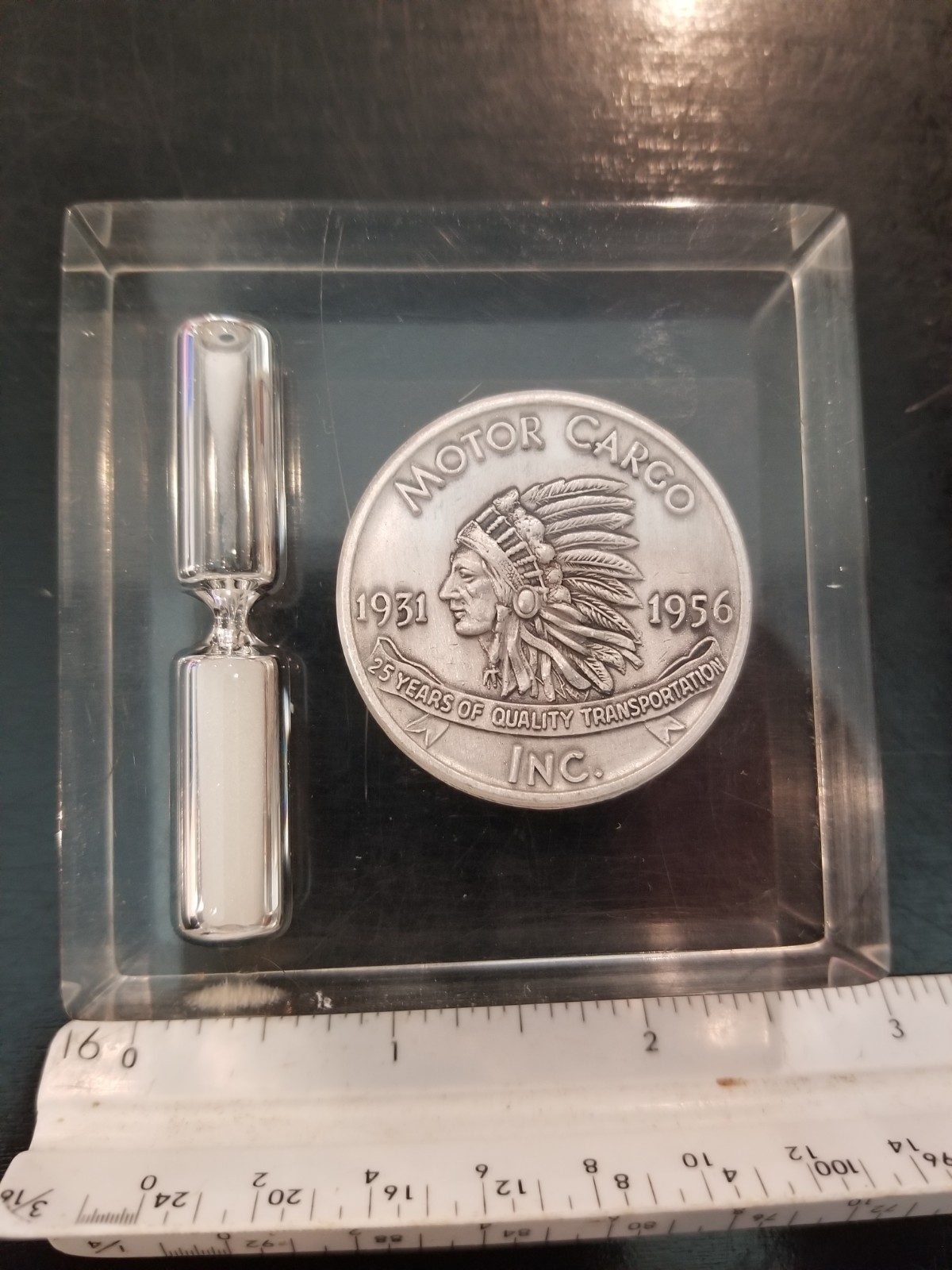 Vintage Motor Cargo Inc. 25 Years Of Service Indian Head Coin W/ Sand Timer RARE
