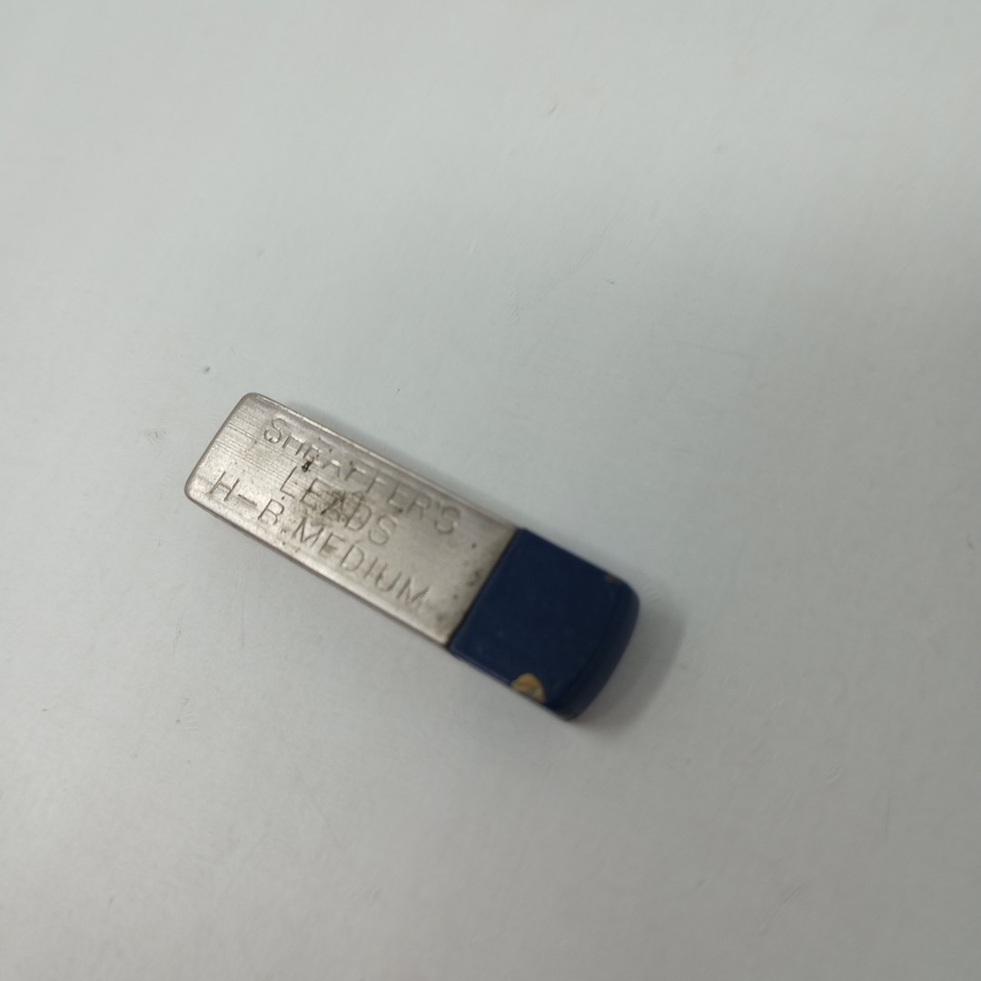 Vintage W.A. Sheaffer Pen Co. Fort Madison Iowa Pencil Lead Case H-B Medium