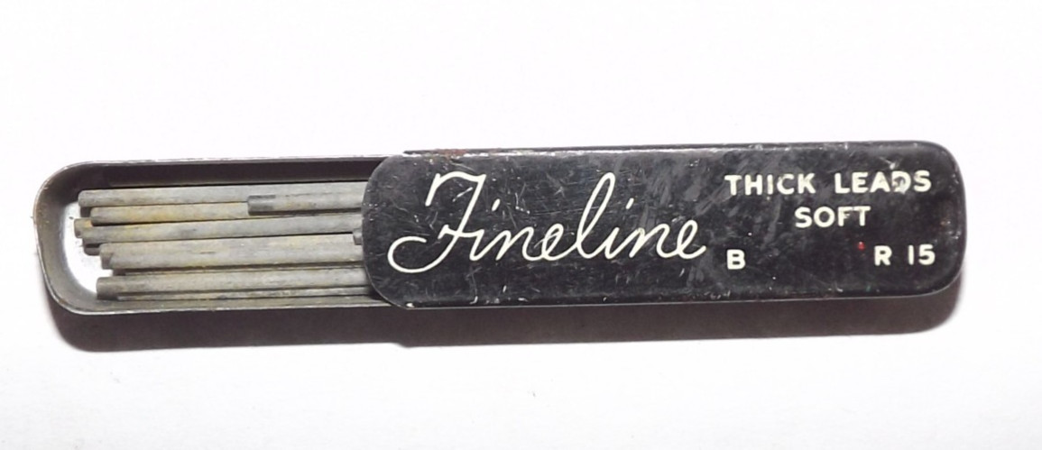 Vintage Sheaffer Fine Line Tin With Contents Thick Leads Soft R 15