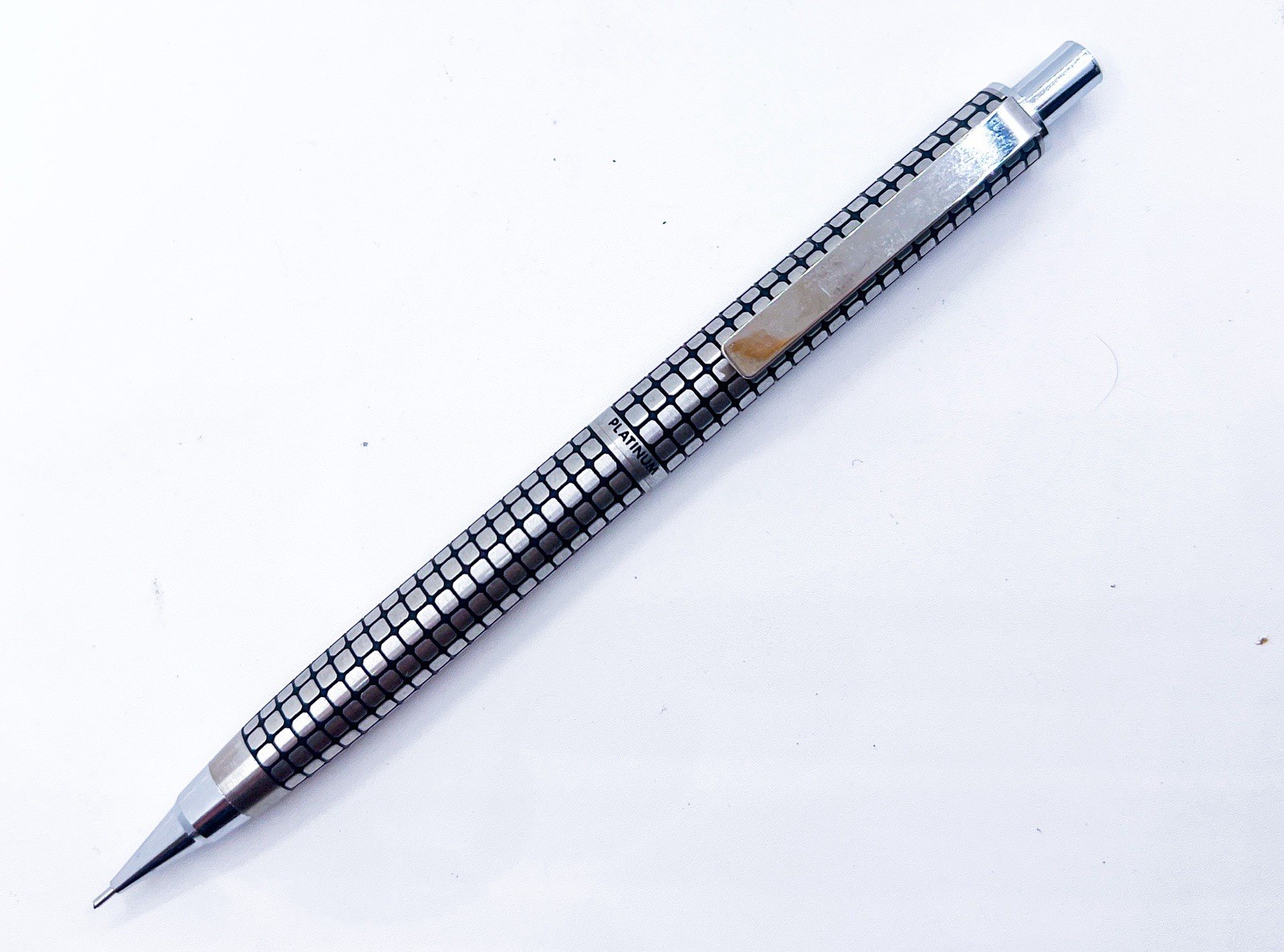 platinum Mechancial Pencil Etched grid Full Metal 0.5mm 0.5