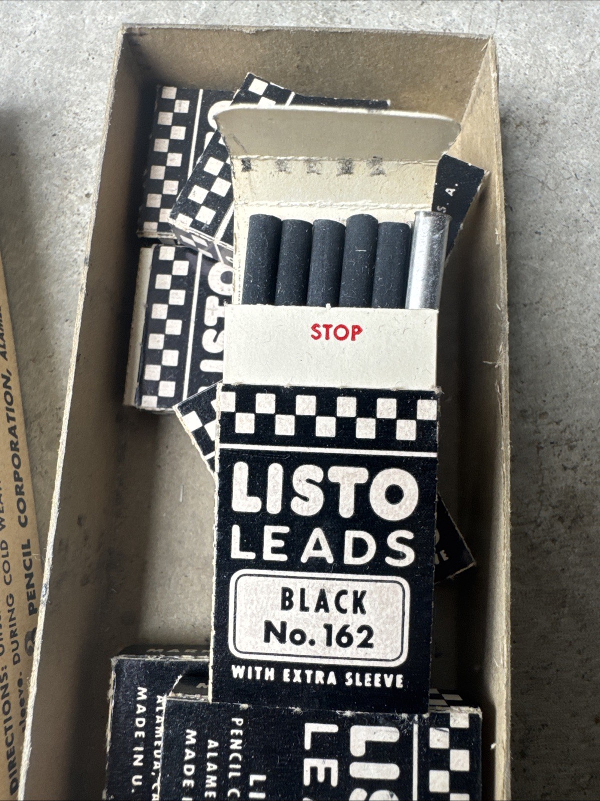 Listo Marking Leads Black No 162 – 7 packs Of 6 Art Pencil Draw Refill Vintage