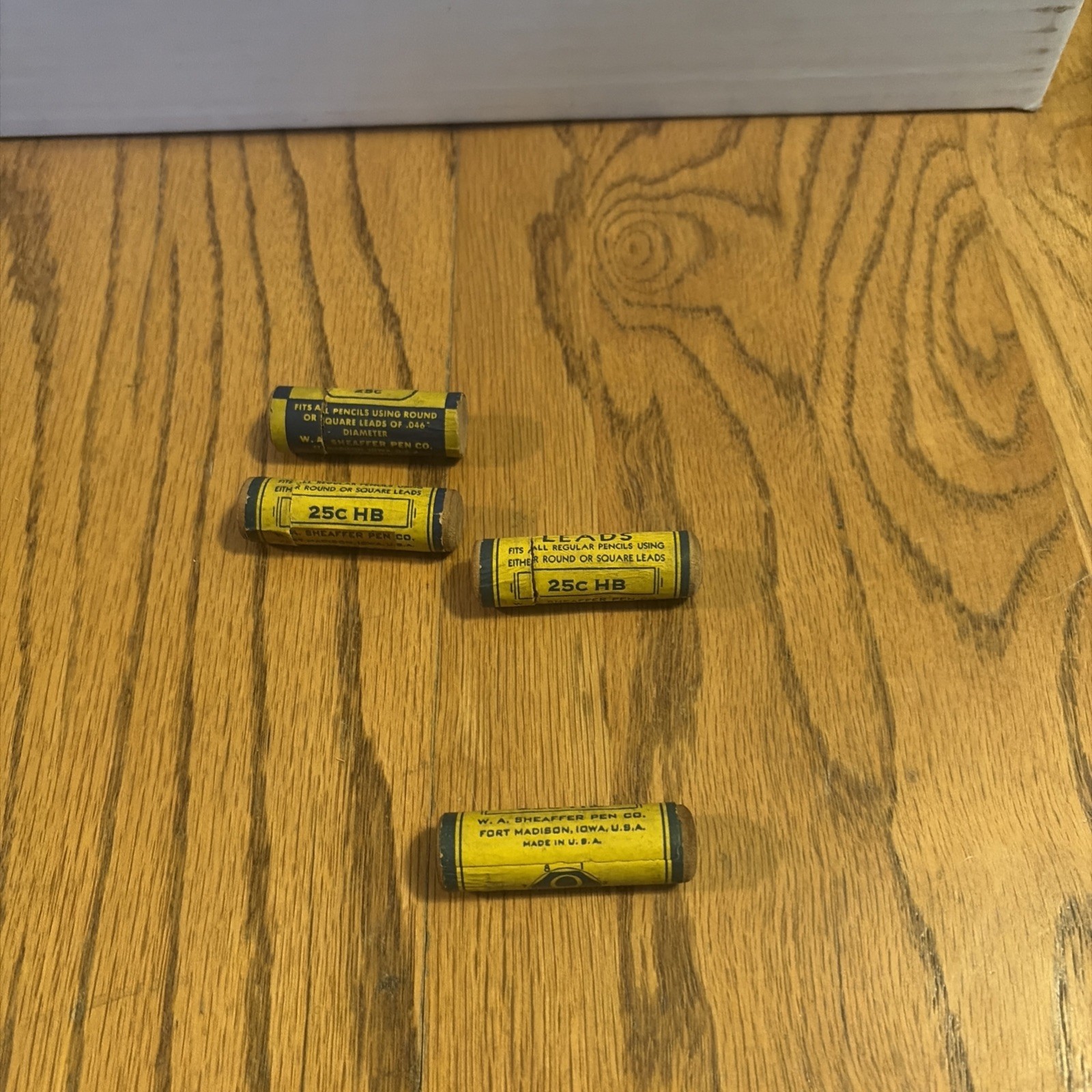 4 Vintage Scheaffers Pencil Lead Wooden Container 25c HB See Description