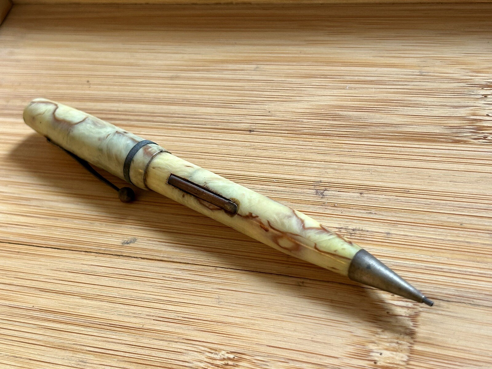 Wearever Mechanical Pencil Marbled Bakelite fountain pen lot of 3