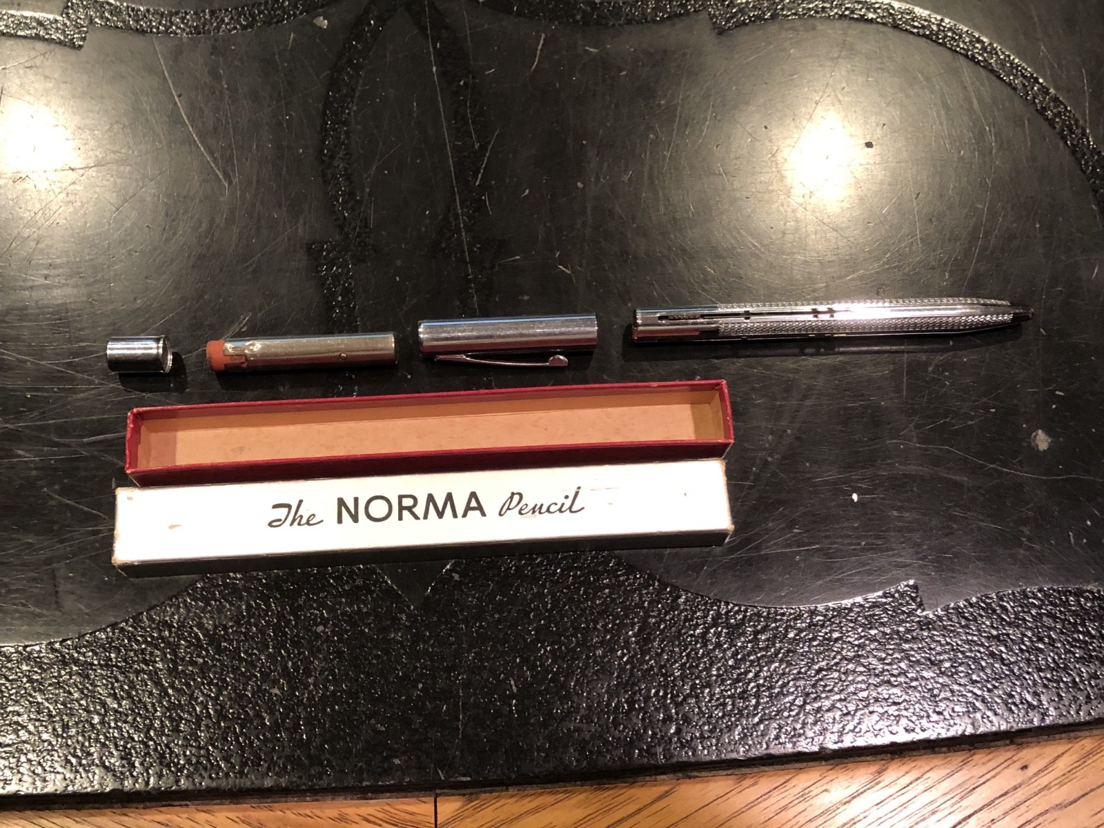 THE NORMA COMBINATION 4 COLORS MECHANICAL PENCIL