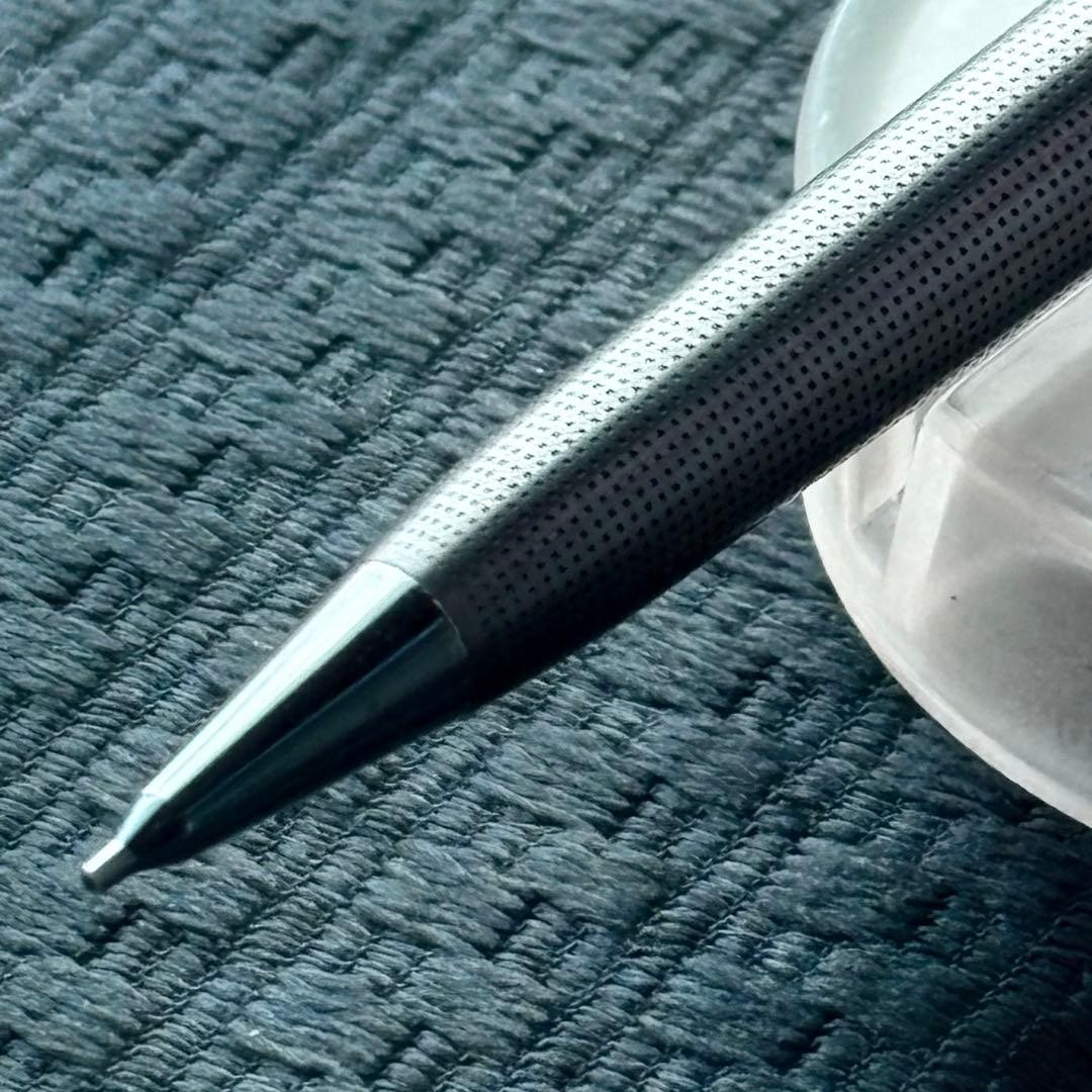 Discontinued! Beautiful 《 Dotted Pattern 》PILOT 0.5 Mechanical Pencil