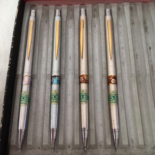 Mitsubishi Mechanical Pencil 0.5 Ladies M5-1013 Floral Pattern [EXC] From JAPAN◎