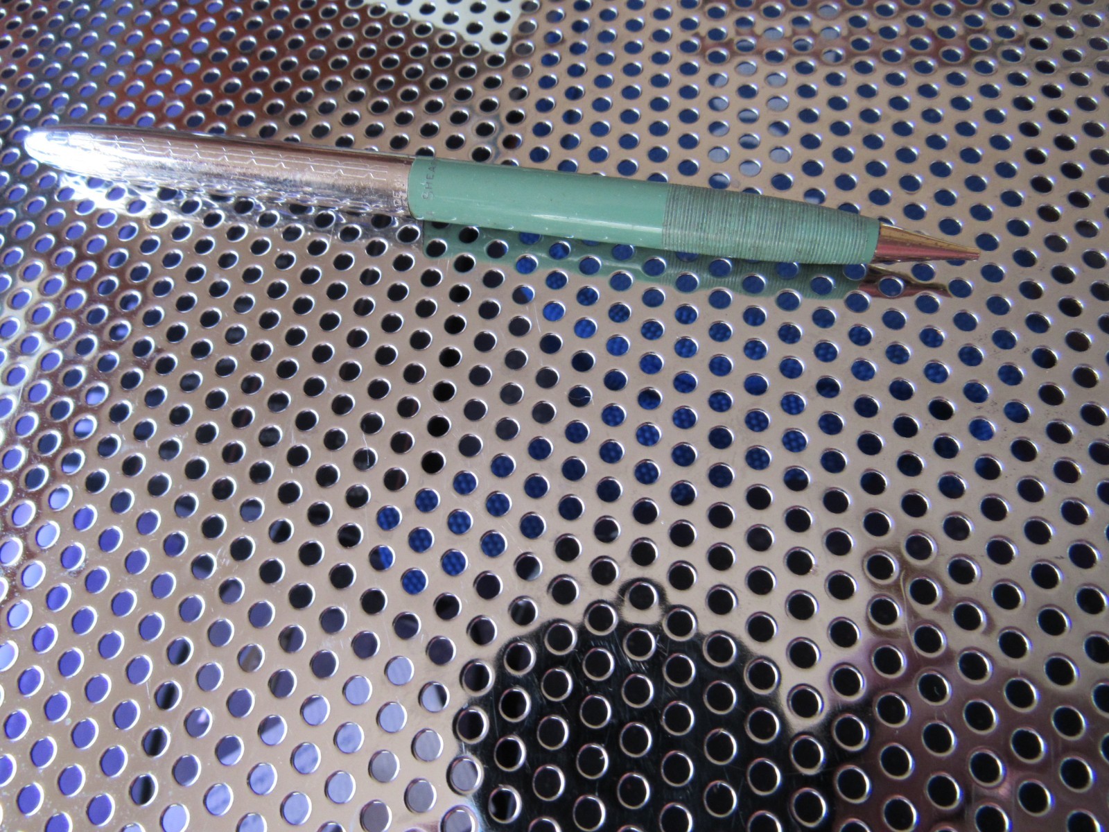VINTAGE SHEAFFERS CHOME-PLASTIC LIGHT GREEN /GF.CLIP MECHANICAL PENCIL -WORKING