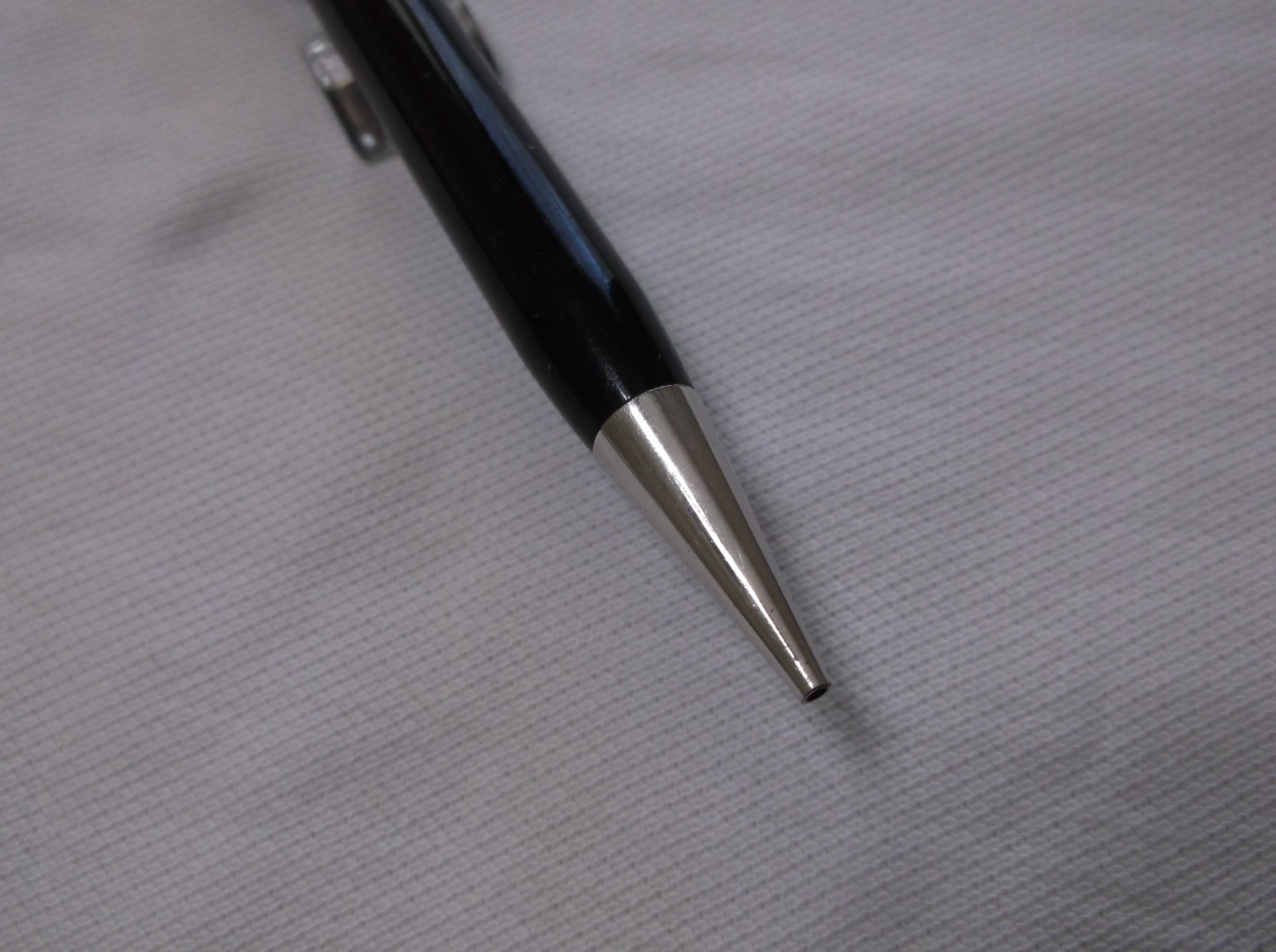 VINTAGE WAHL EVERSHARP CORONET BLACK ALUMILITE MECHANCIAL PENCIL / 1.18 mm LEAD