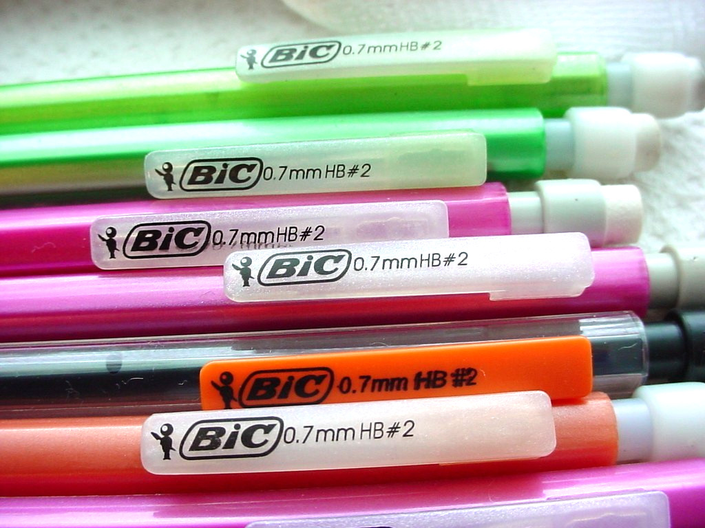 Mechanical Pencil And Refill Leads Mixed Lot JL24726 Bic Pentel Paper Mate