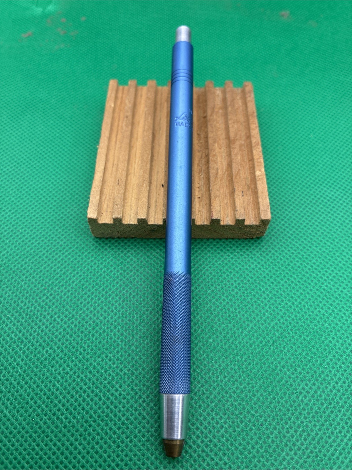 VINTAGE LEAD MASTER NO. 31 LEAD HOLDER DRAFTING PENCILS 50s Anodized Blue