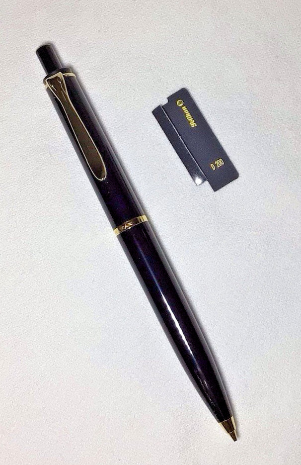 Pelikan Souveran D200 .7mm Pencil Black New In Box Product