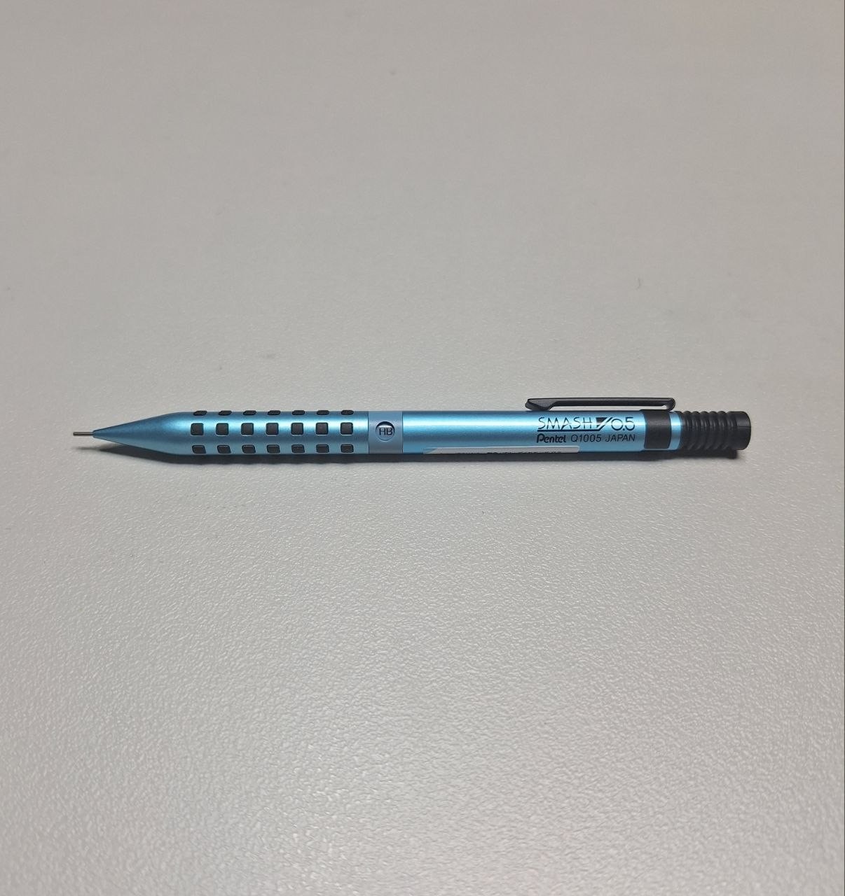 Pentel Metallic Color Mechanical Pencil Smash Blue Diamond Edition Q1005-LDM1