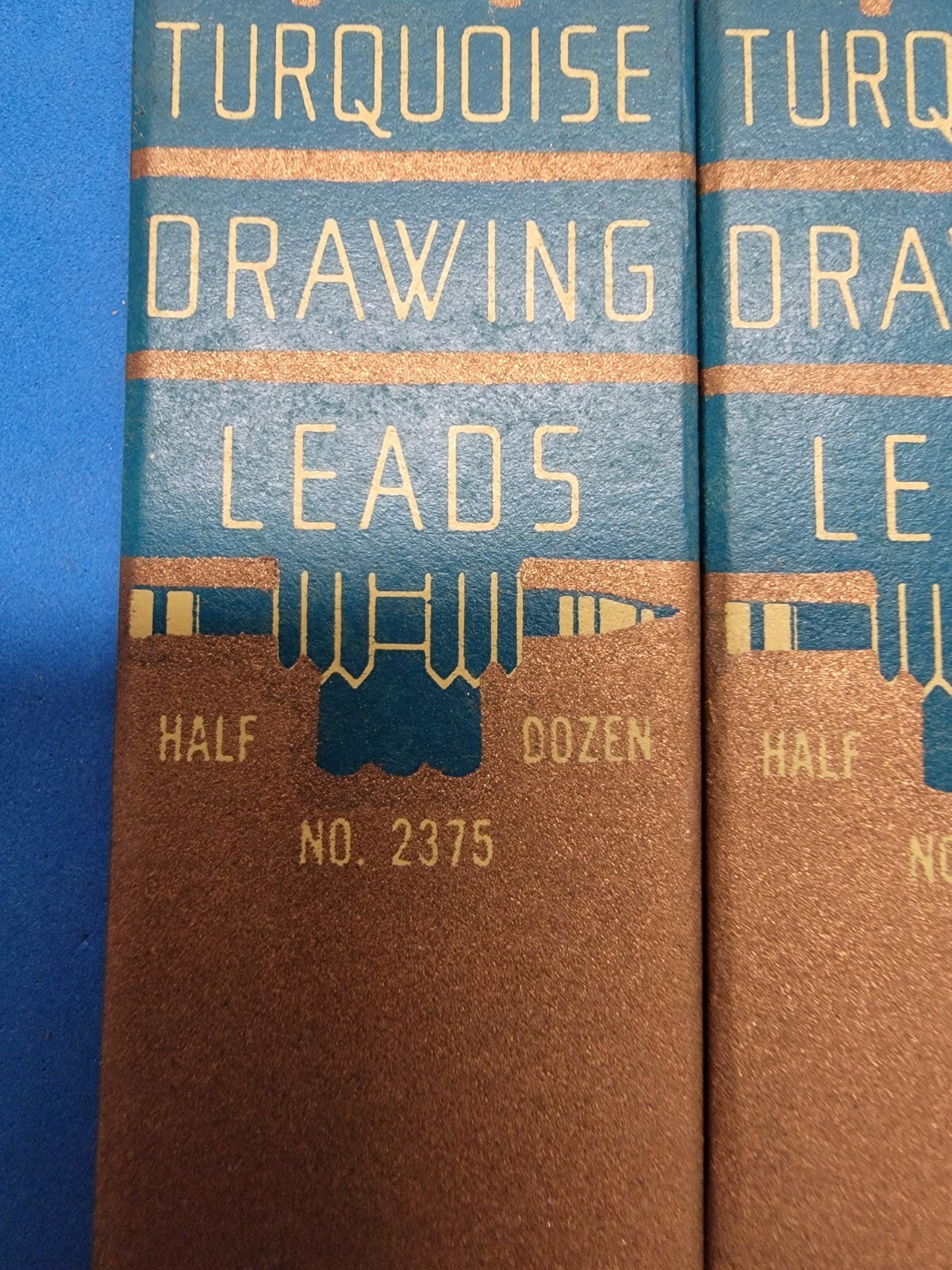 TURQUOISE EAGLE DRAWING LEAD 2375 BLACK 5H / 2 BOXES 12 LEADS
