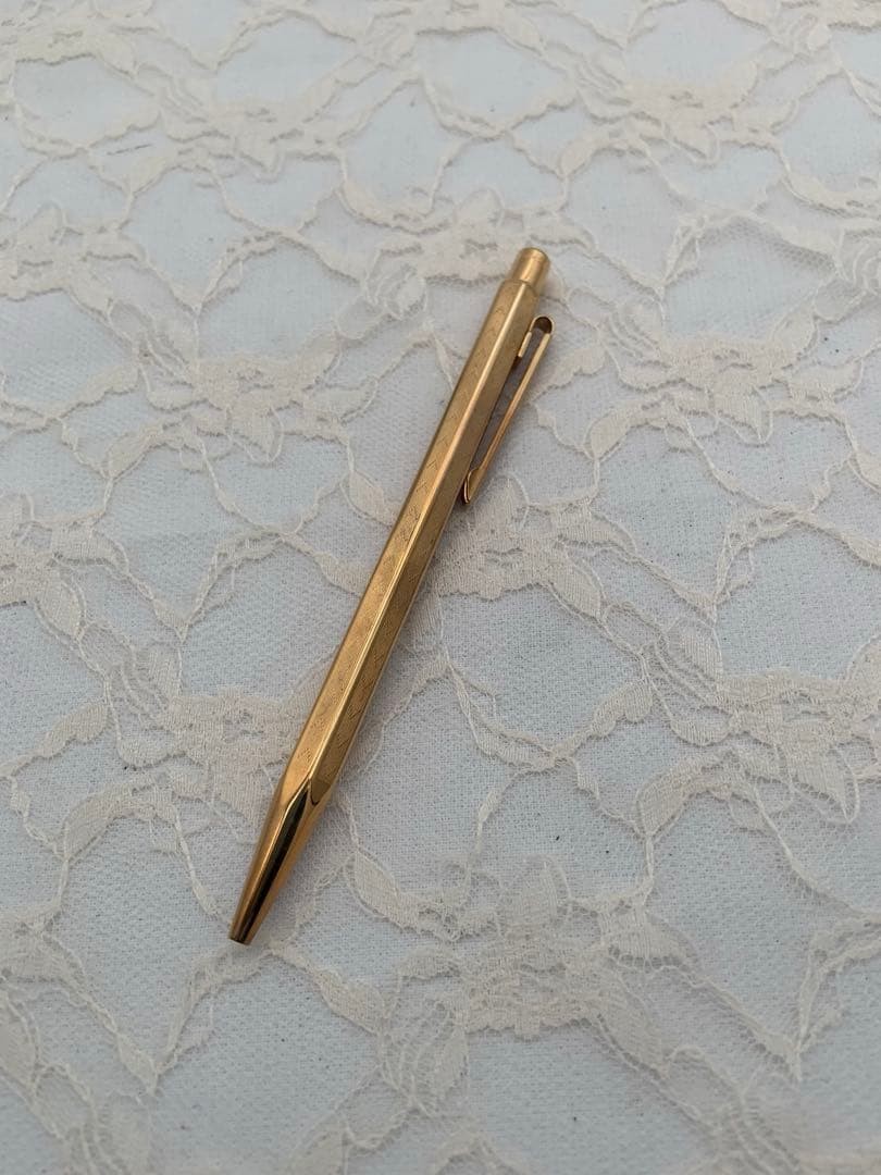 Caran d’Ache Ecridor Chevron Gold