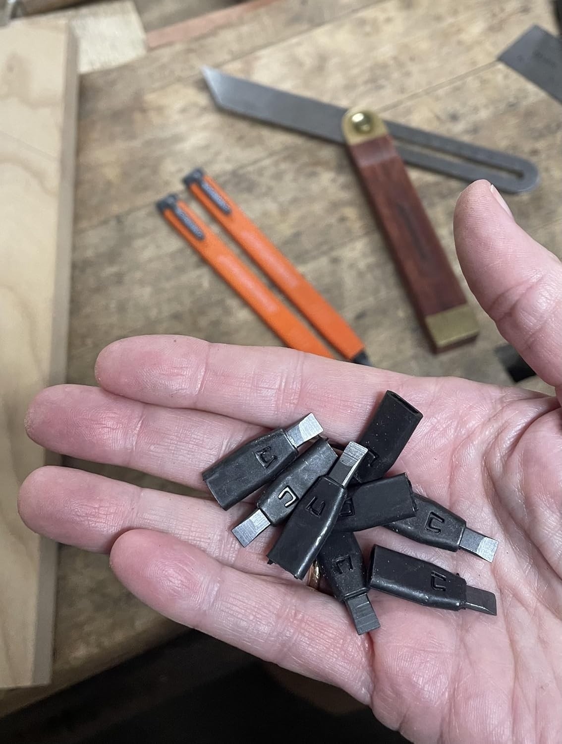 Durable Mechanical Carpenter Pencils – 2 Pack with Extra Graphite Tips Included