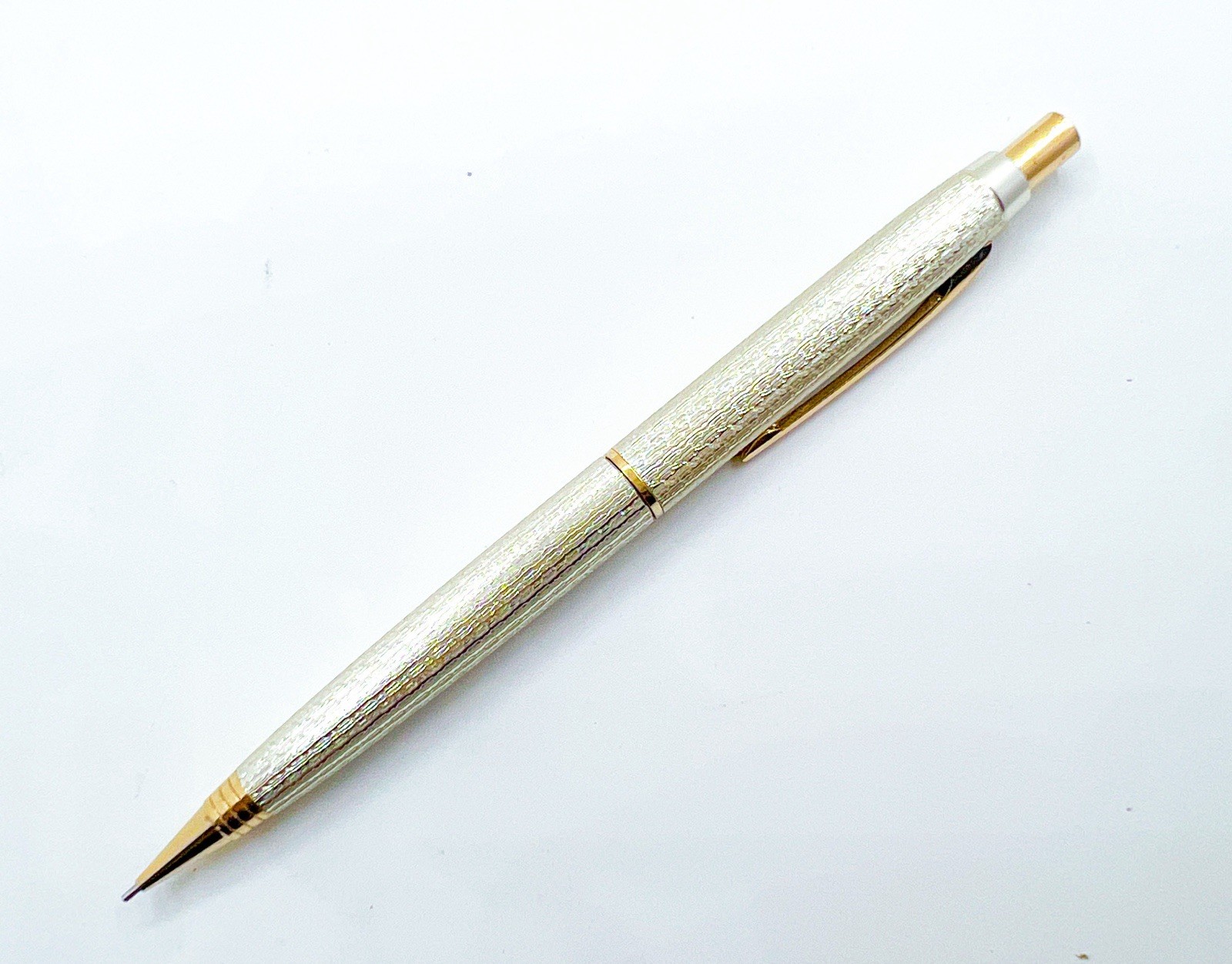 Platinum Mechanical Pencil 0.5 mm Silver Design Gold Trim Push Cap Functional