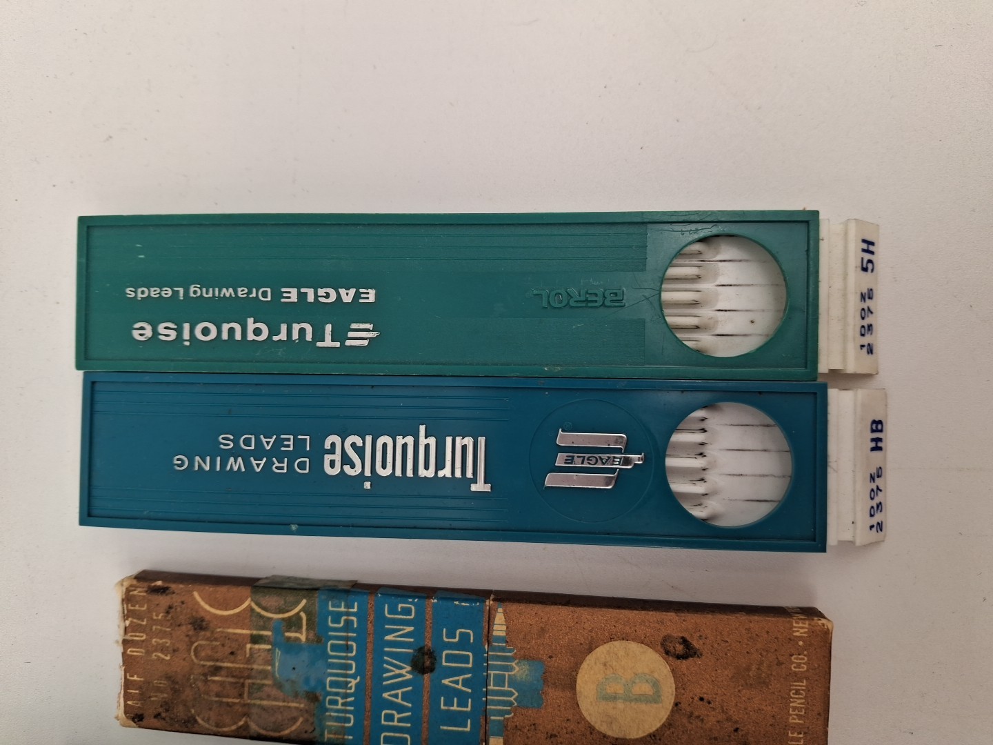 15 Eagle Turquoise Drawing Leads Lot 8 Full 7 Partial + 2 Empty