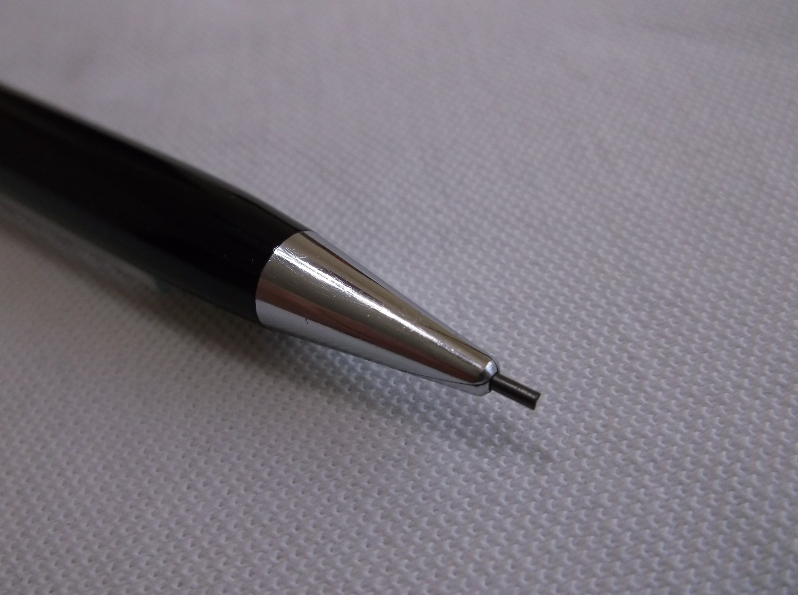 MONTBLANC PIX # 92 BLACK MECHANCIAL PENCIL / 1.18 mm / HARD RUBBER / DRP 569824