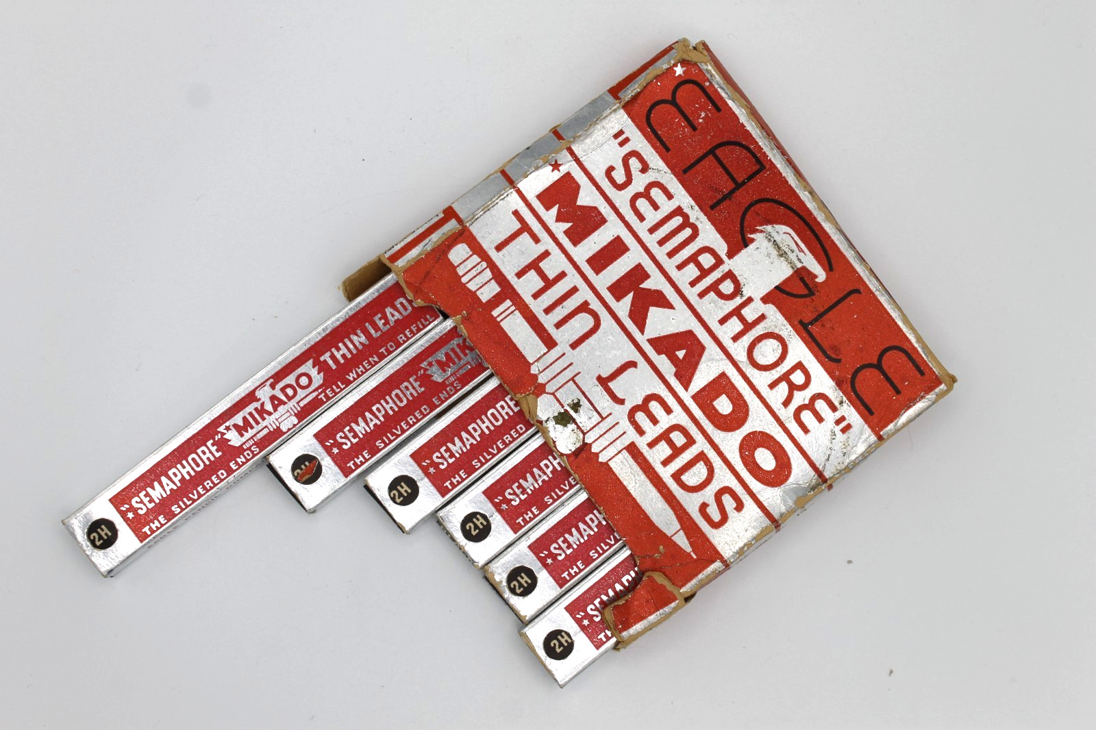 Vintage Eagle Mikado Semaphore Thin Leads 2H – In Original Box (71 Leads Total)