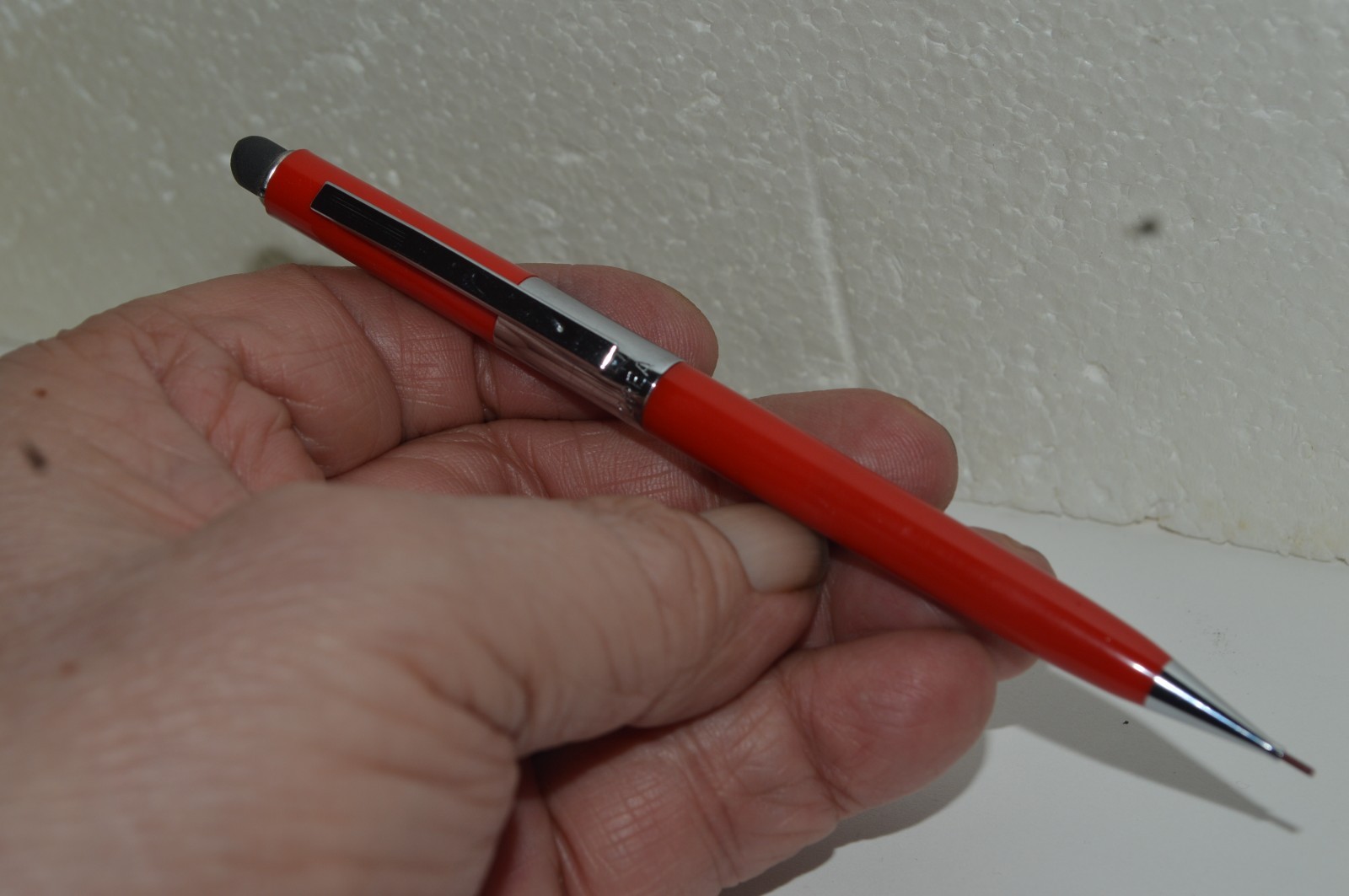 SCRIPTO P369 Mechanical Pencil 0.9mm Tu Tone Korea Red Circa 1970’s Light Use