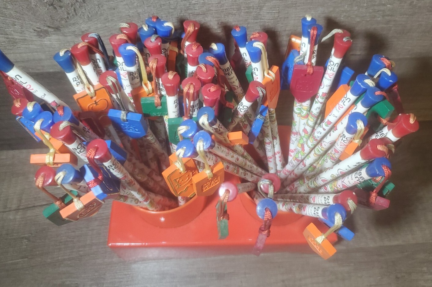 Vintage Lot Of 58 Mascot Animal Pencils Made In Japan With Display NEW