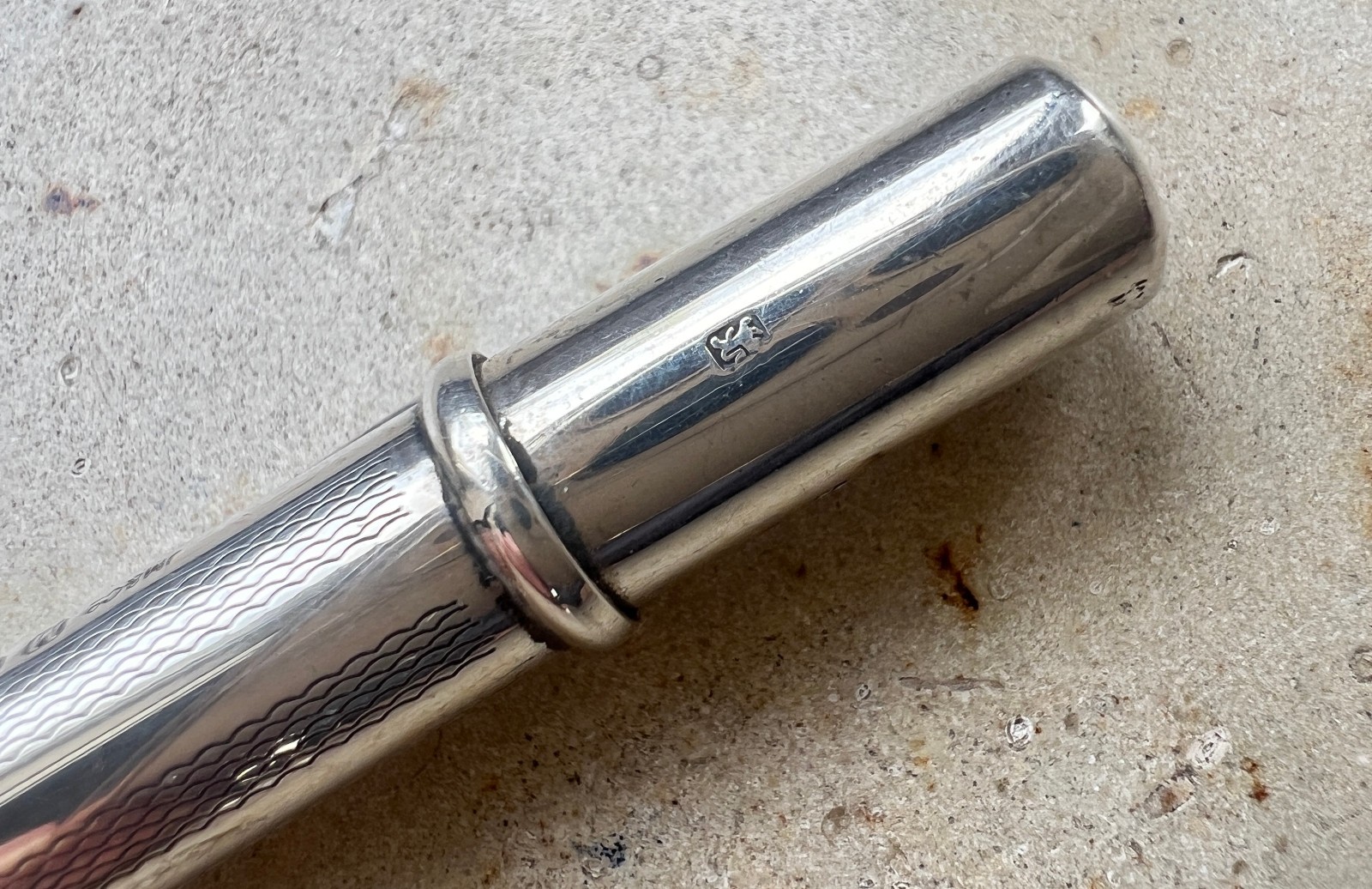 1947 JM and Co ( Yard O Led ) Sterling Silver pencil – 1.18 mm leads – MINT