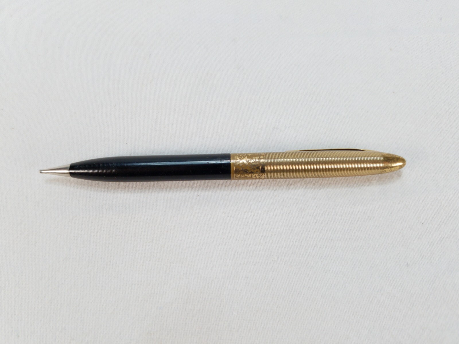 Vintage Early 60’s Sheaffer’s Continuos Twist Mechanical Pencil Black and Gold