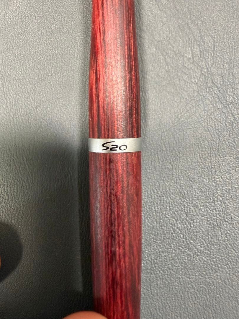 Pilot s20 red 0.5 price reduction available